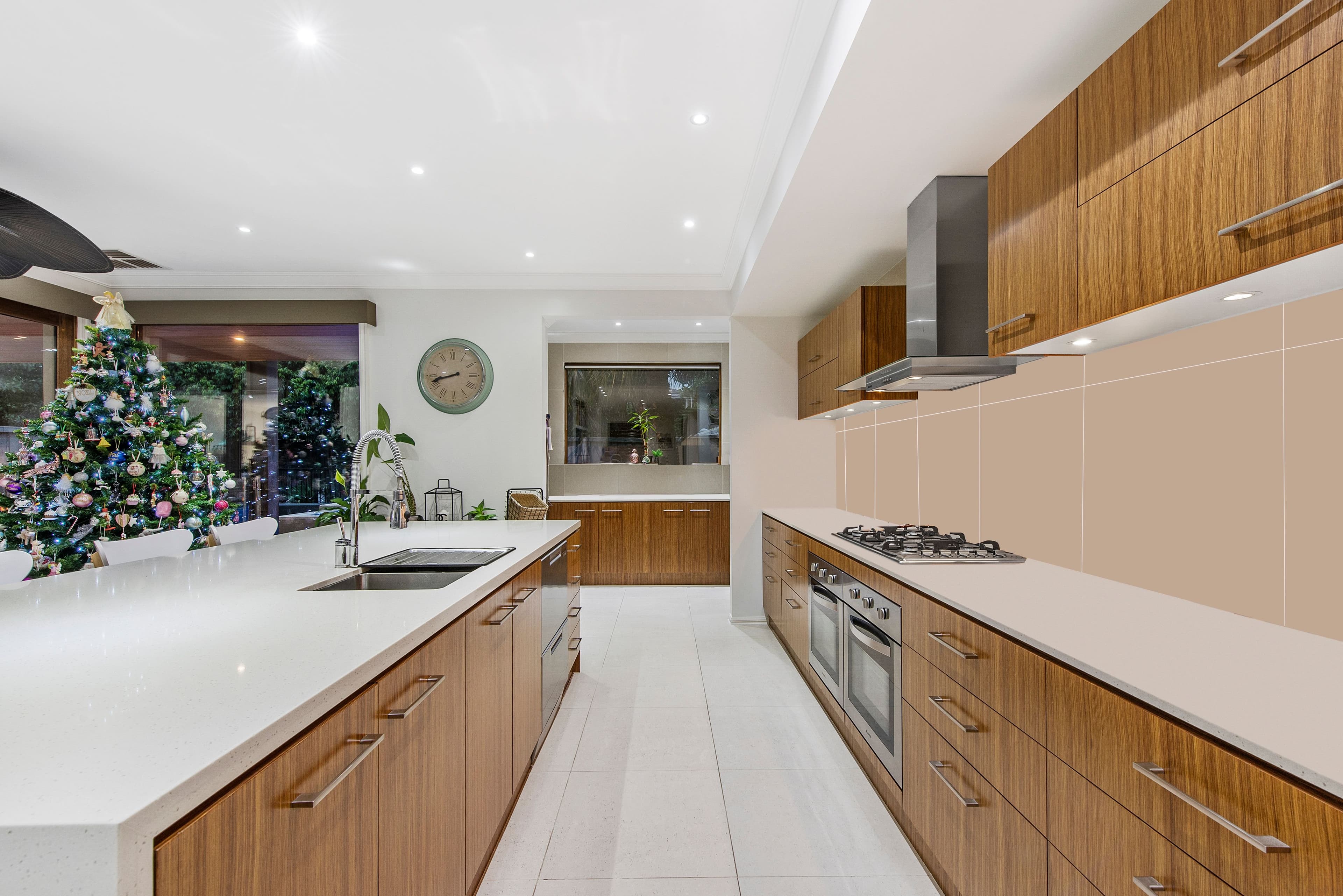 5 Subiaco Way, Taylors Hill VIC 3037, Taylors Hill - Thumbnail 4