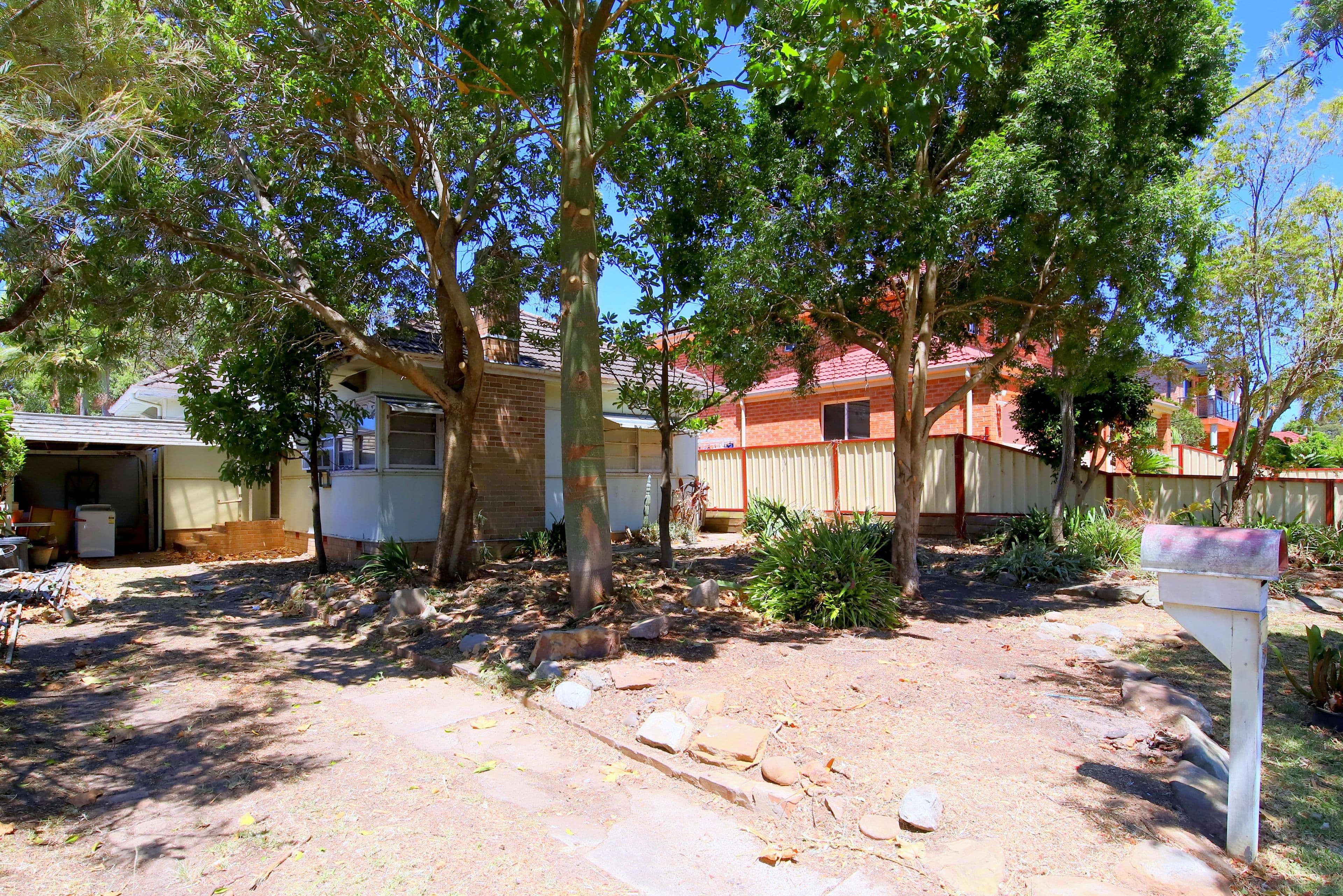 7 Badger Avenue, Sefton - Thumbnail 2