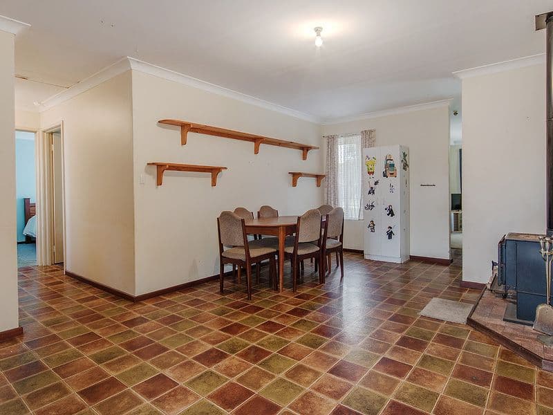 28 Goongarrie Drive, Waikiki WA 6169, Waikiki - Thumbnail 5