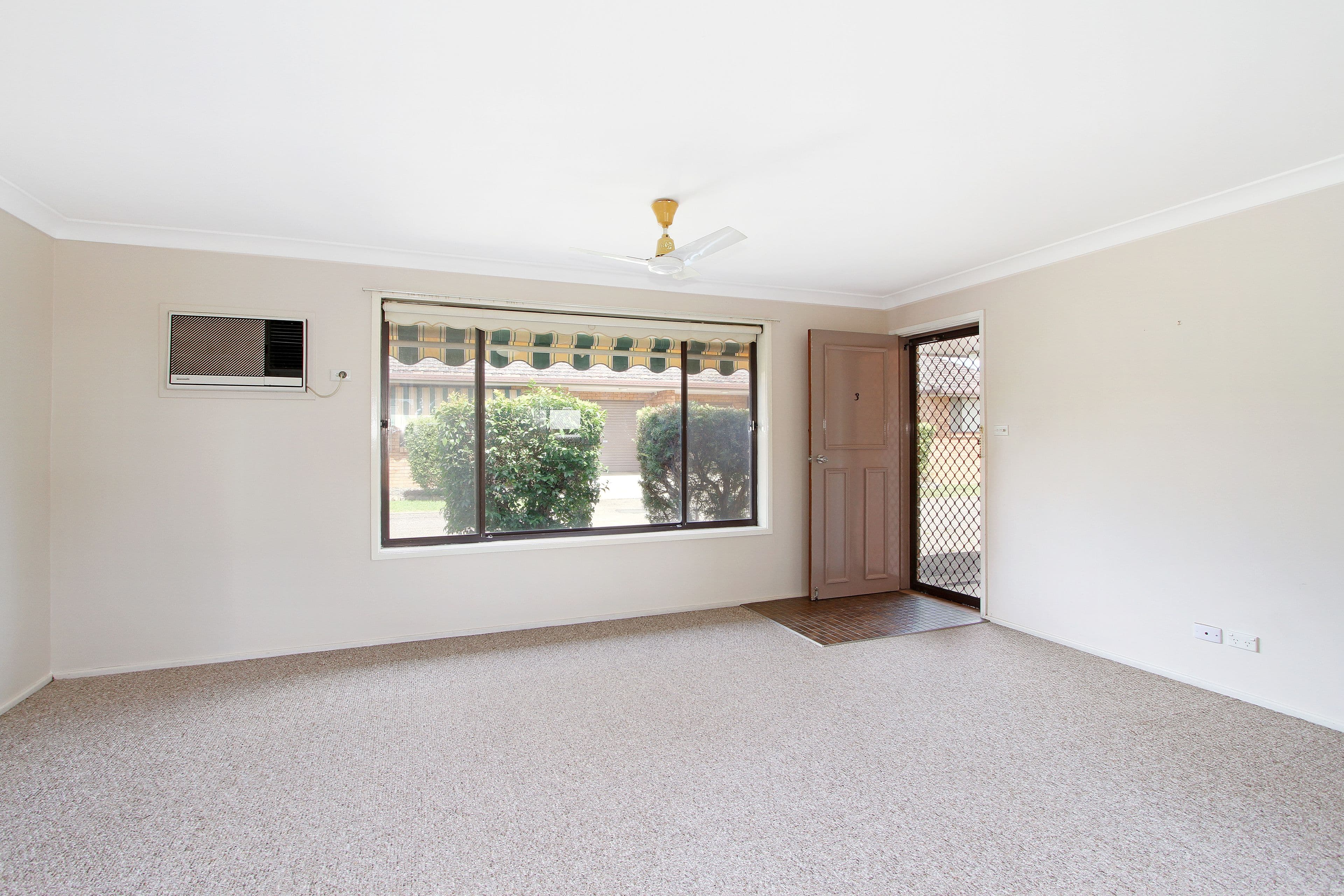 8 Thibault Street, Tamworth NSW 2340, South Tamworth - Thumbnail 3