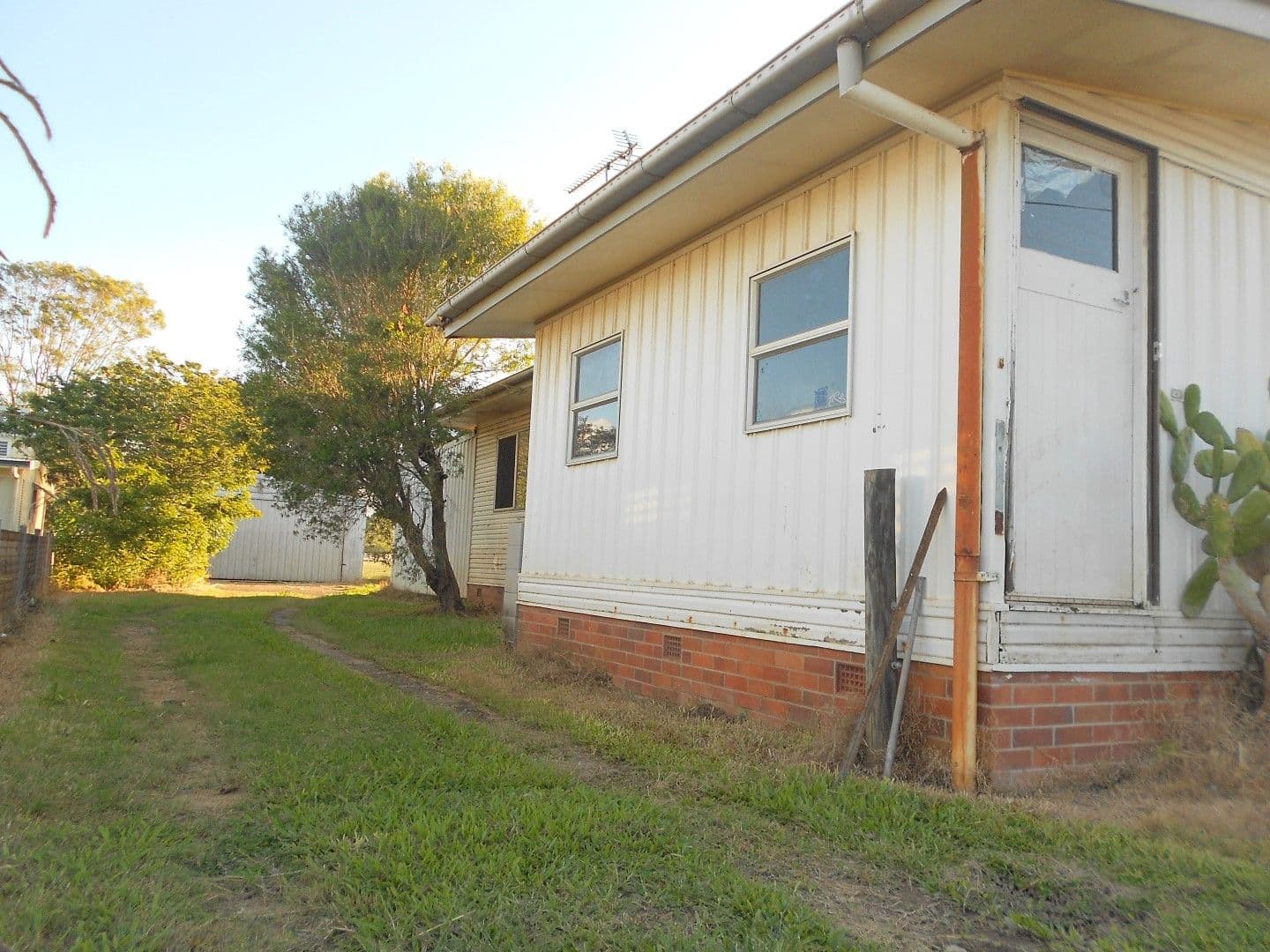 24 Ann Street, BUNDABERG EAST QLD 4670, Bundaberg East - Thumbnail 2