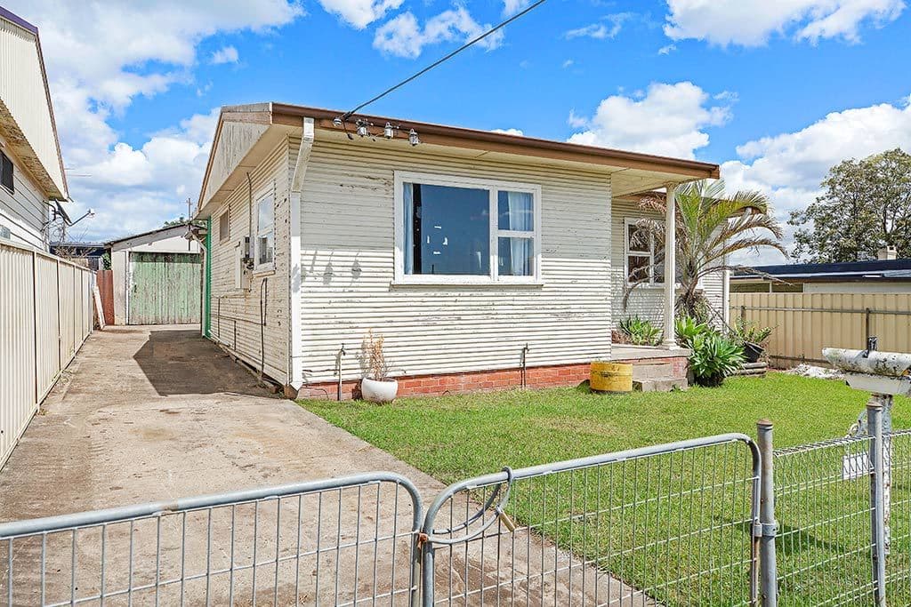 17 Irving Street, Edgeworth NSW 2285, Sussex Inlet - Thumbnail 2