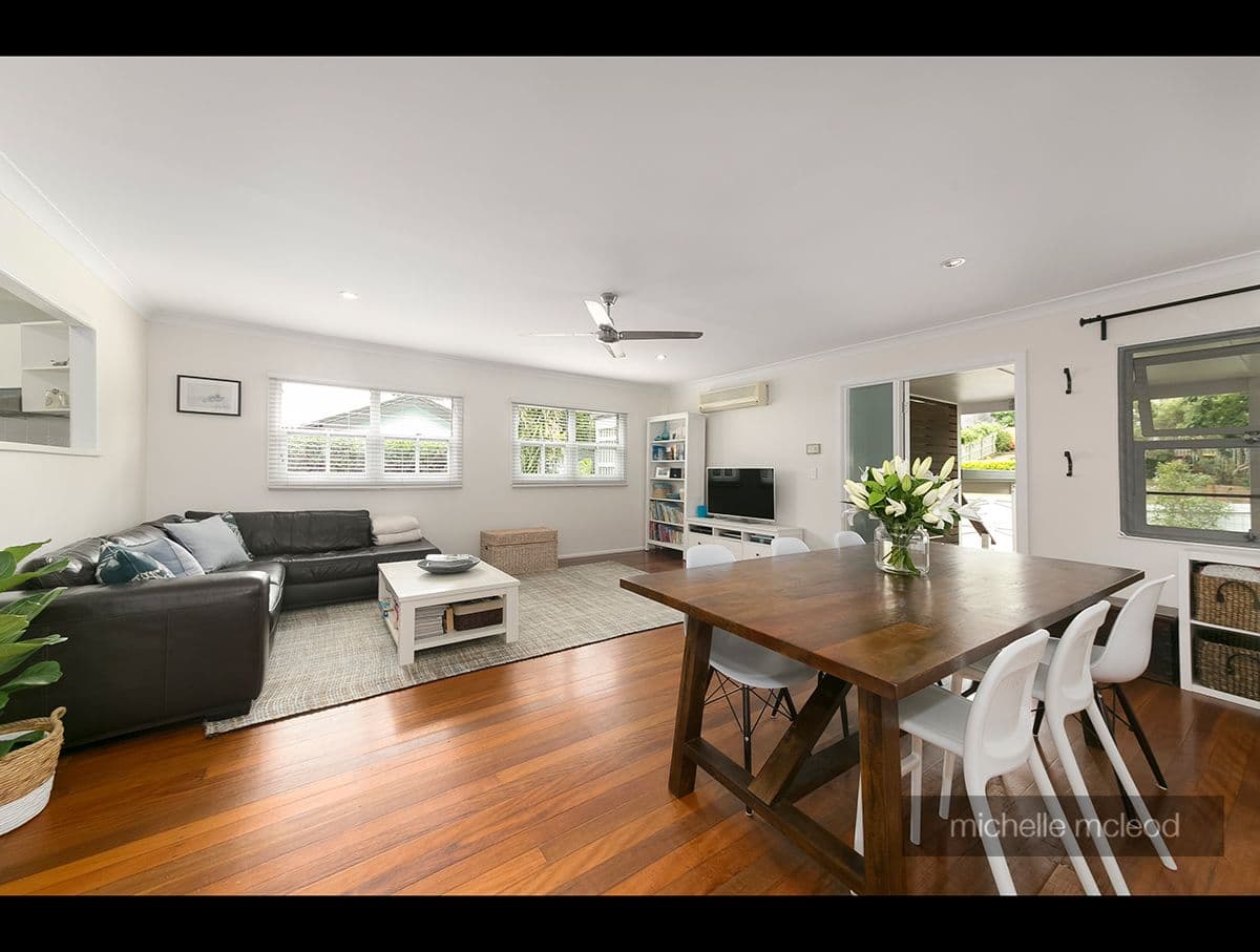 24 Noreen Street, Chapel Hill QLD 4069, Chapel Hill - Thumbnail 3
