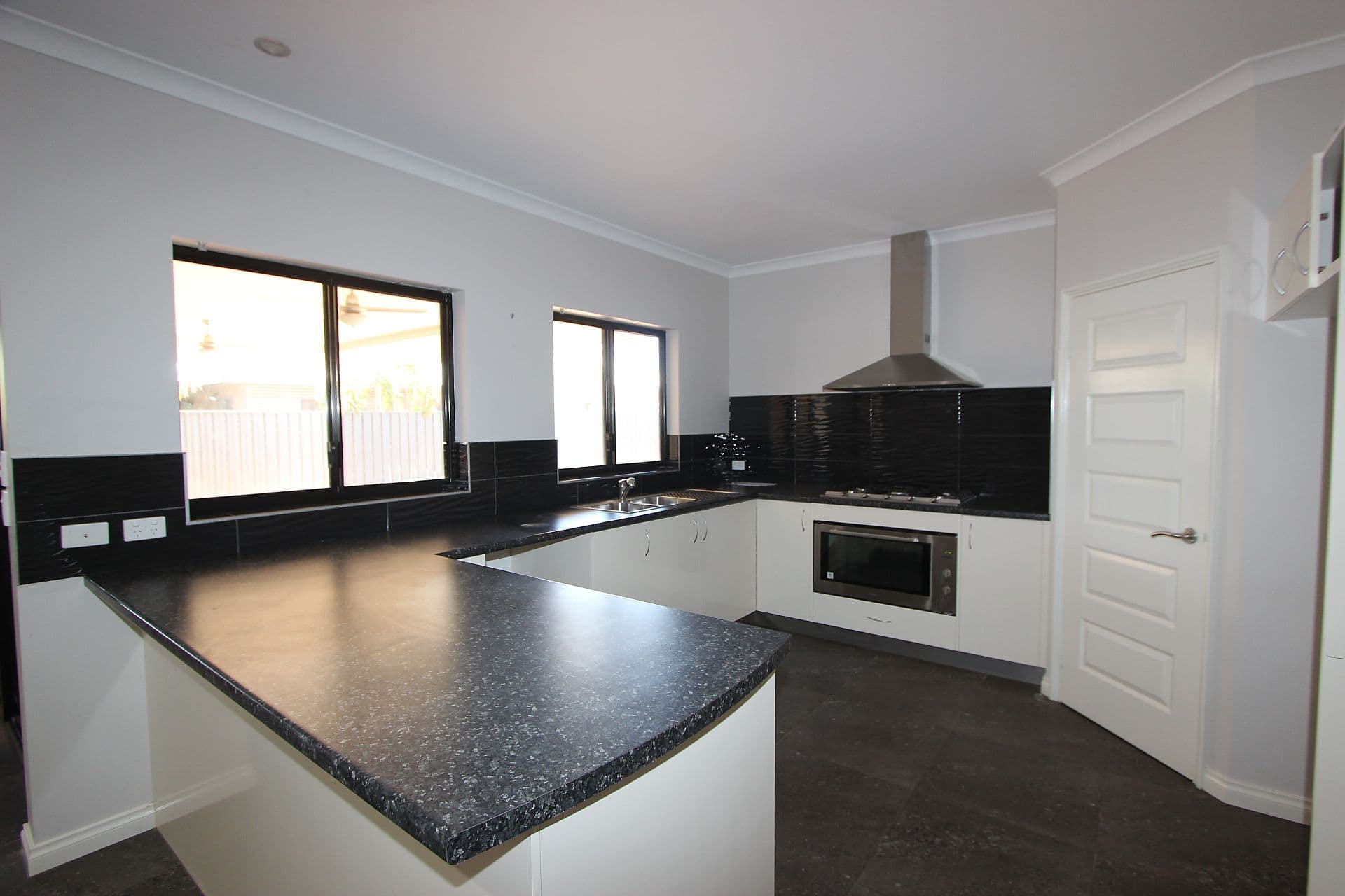 12 Jadura Crescent, Baynton WA 6714, Baynton - Thumbnail 5
