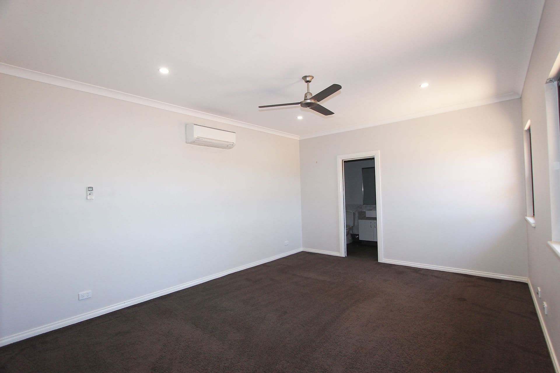 12 Jadura Crescent, Baynton WA 6714, Baynton - Thumbnail 7