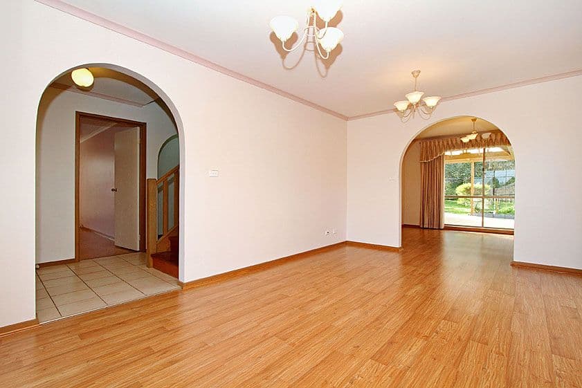 32 Pulford Crescent, MILL PARK VIC 3082, Mill Park - Thumbnail 5