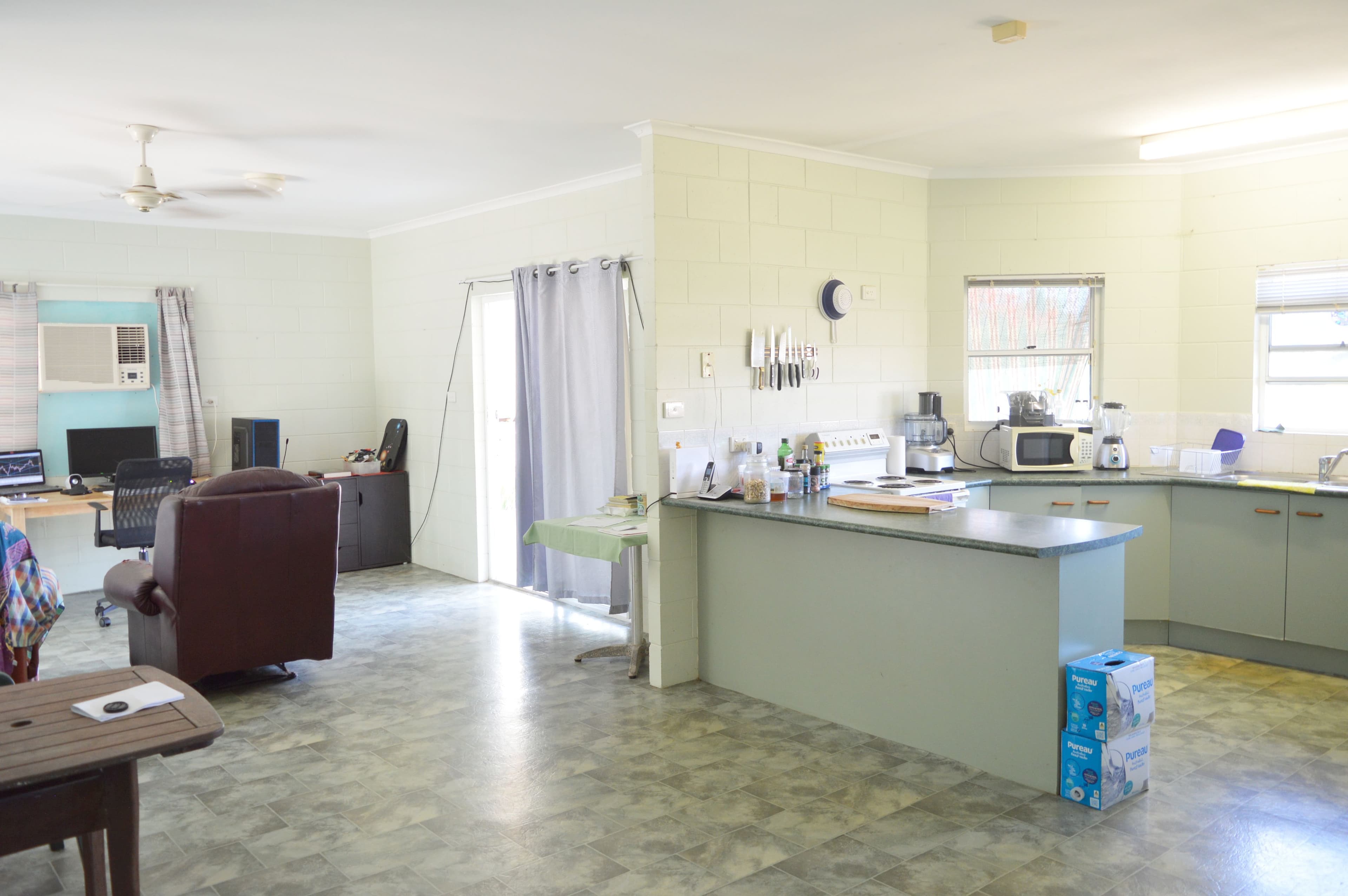 6 Endeavour Avenue, Mission Beach QLD 4852, Mission Beach - Thumbnail 2