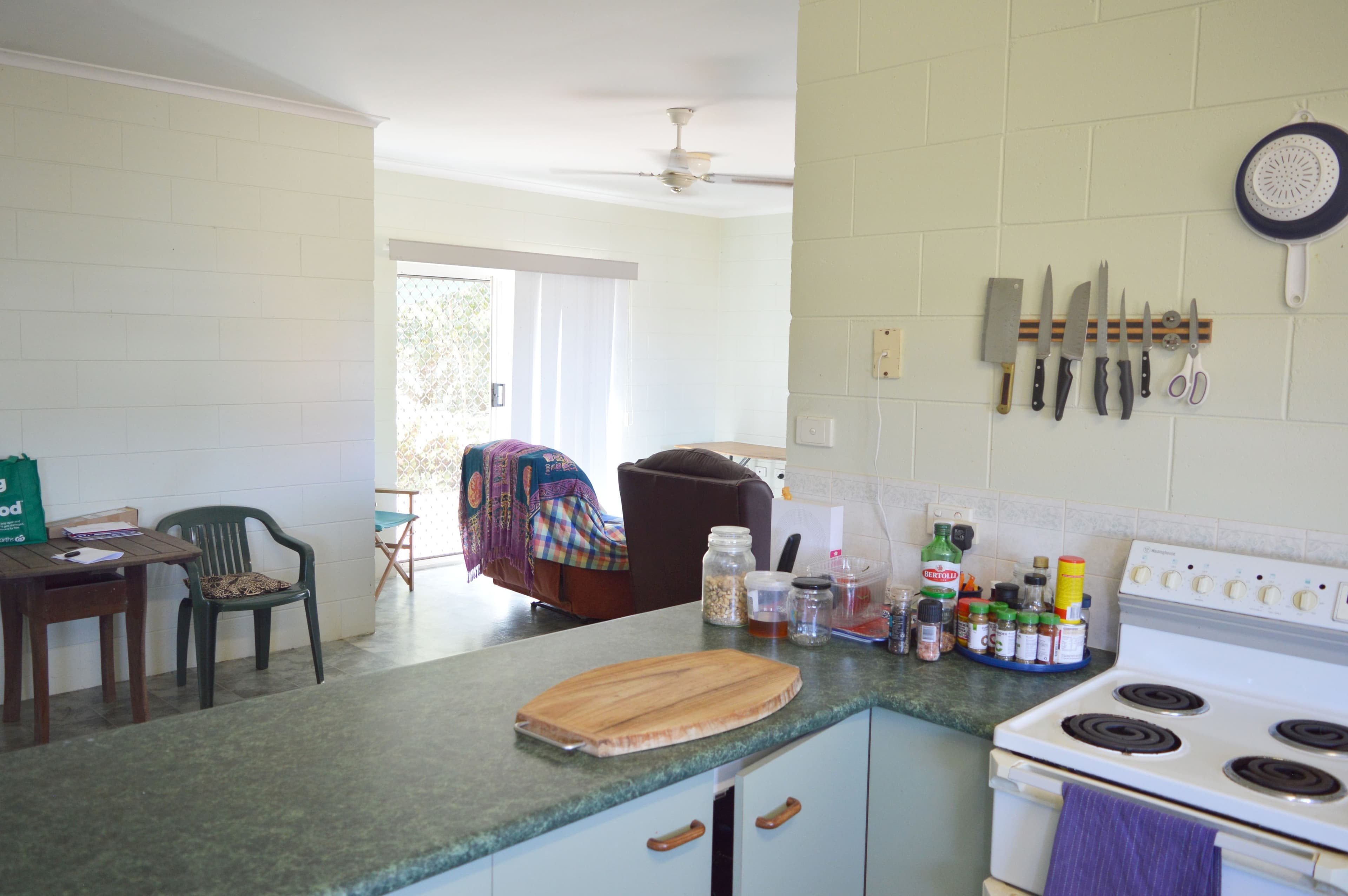6 Endeavour Avenue, Mission Beach QLD 4852, Mission Beach - Thumbnail 4