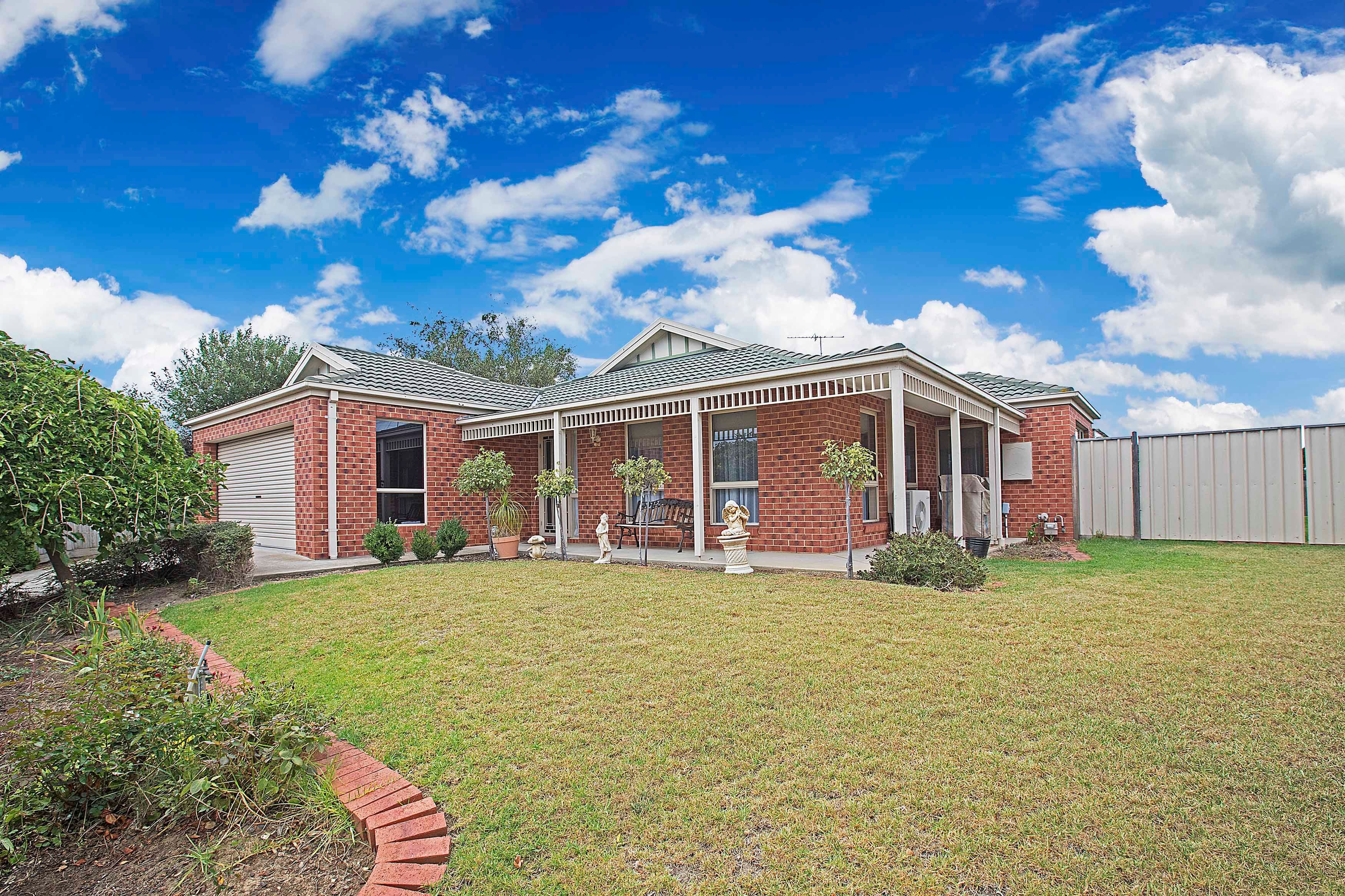 16 Paratone Crst, St Albans Park VIC 3219, St Albans Park - Image 1