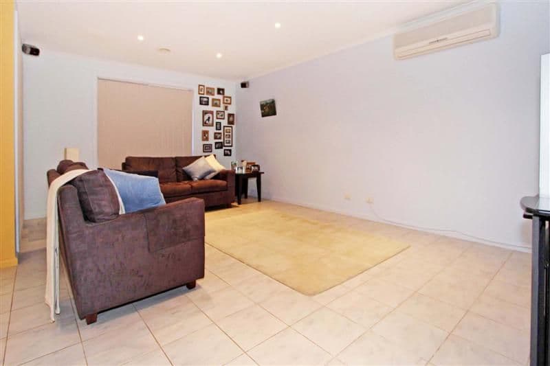 23 Stockwell Crescent, KEILOR DOWNS VIC 3038, Keilor Downs - Thumbnail 5