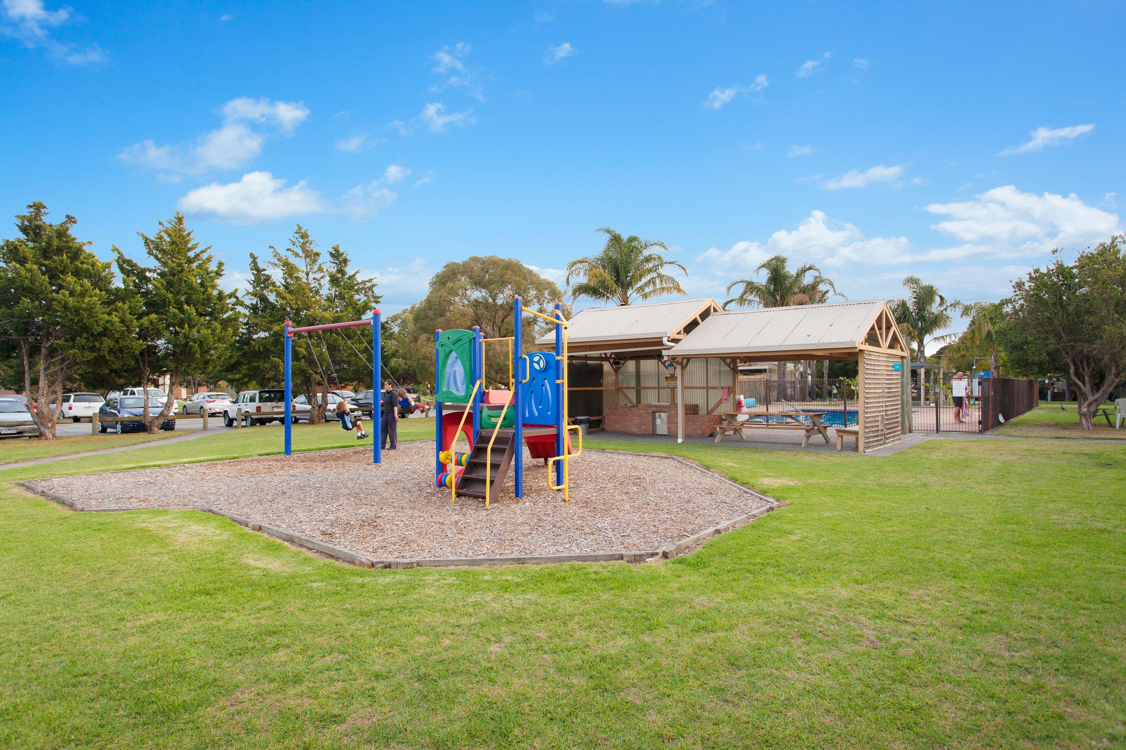 100 Broadway, Bonbeach VIC 3196, Bonbeach - Thumbnail 5
