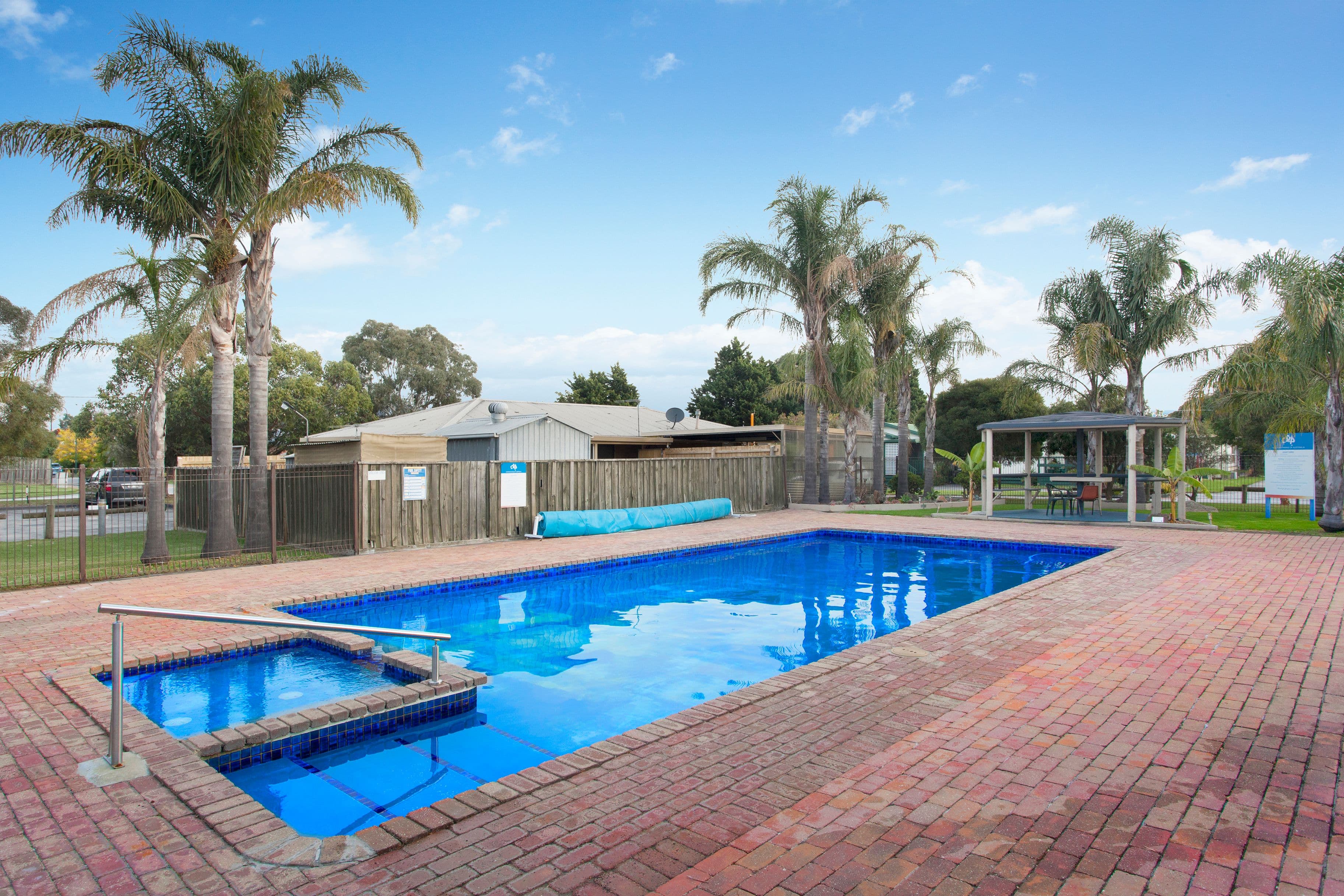 100 Broadway, Bonbeach VIC 3196, Bonbeach - Thumbnail 6