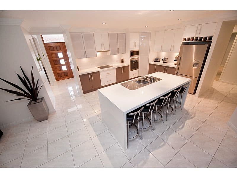 4 Candlebark Court, FRENCHVILLE QLD 4701, Frenchville - Thumbnail 2