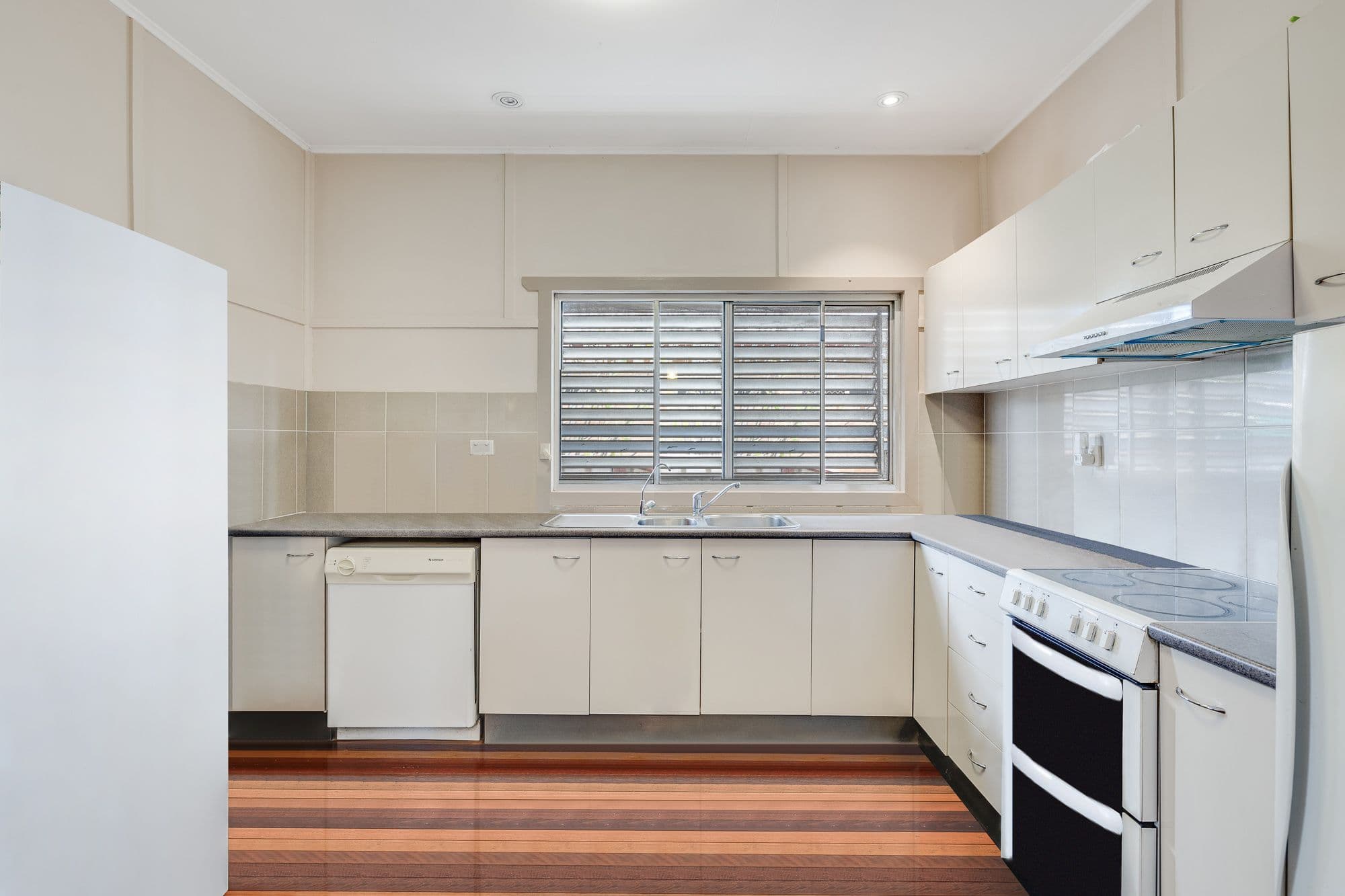 110 Stephen Street, Harristown QLD 4350, Harristown - Thumbnail 4
