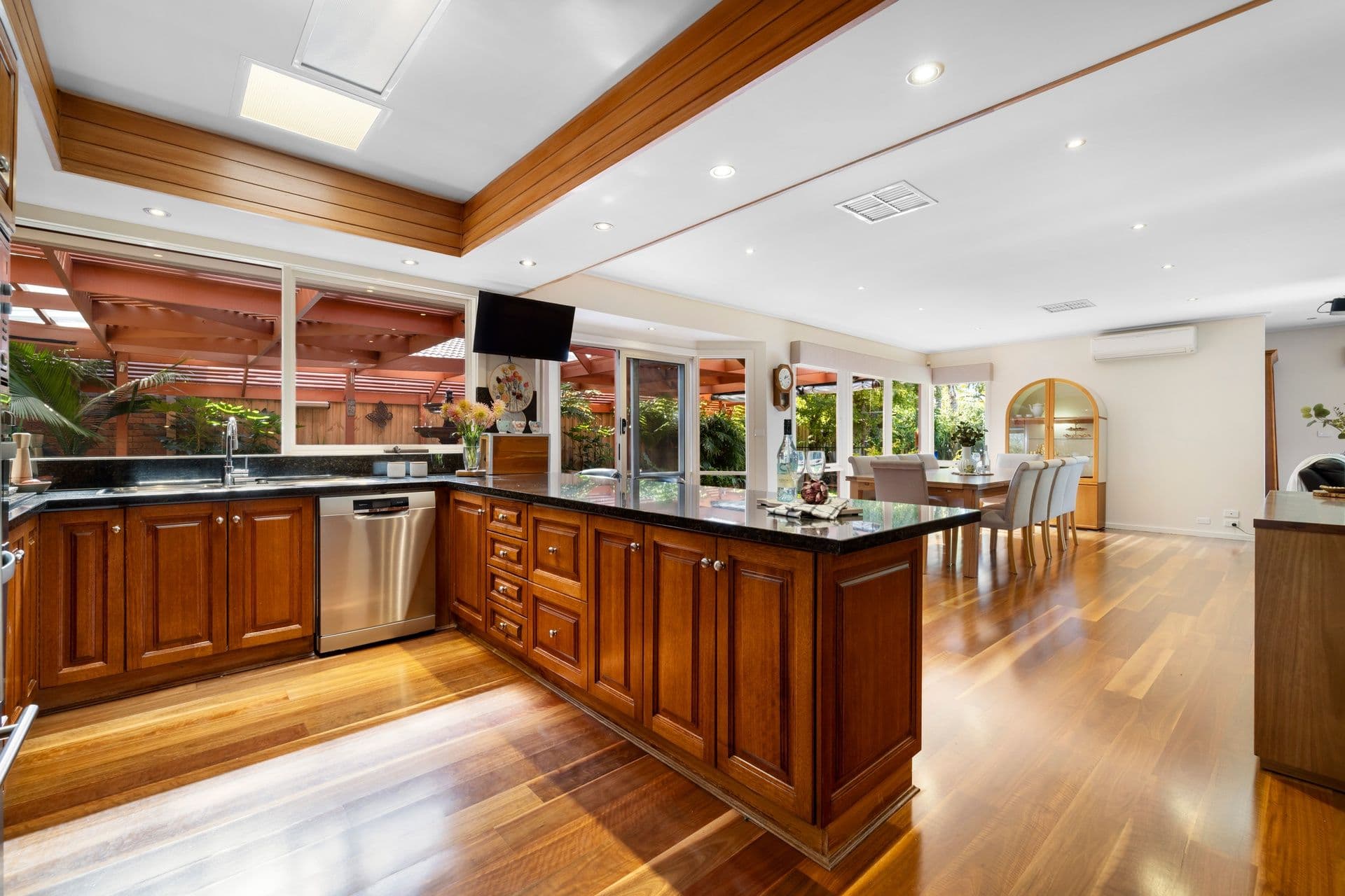8 Ryan Court, Berwick VIC 3806, Berwick - Thumbnail 5