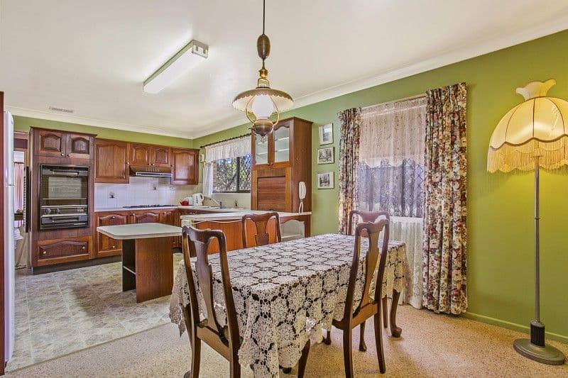 8 Camelia Avenue, EVERTON HILLS QLD 4053, Everton Hills - Thumbnail 5