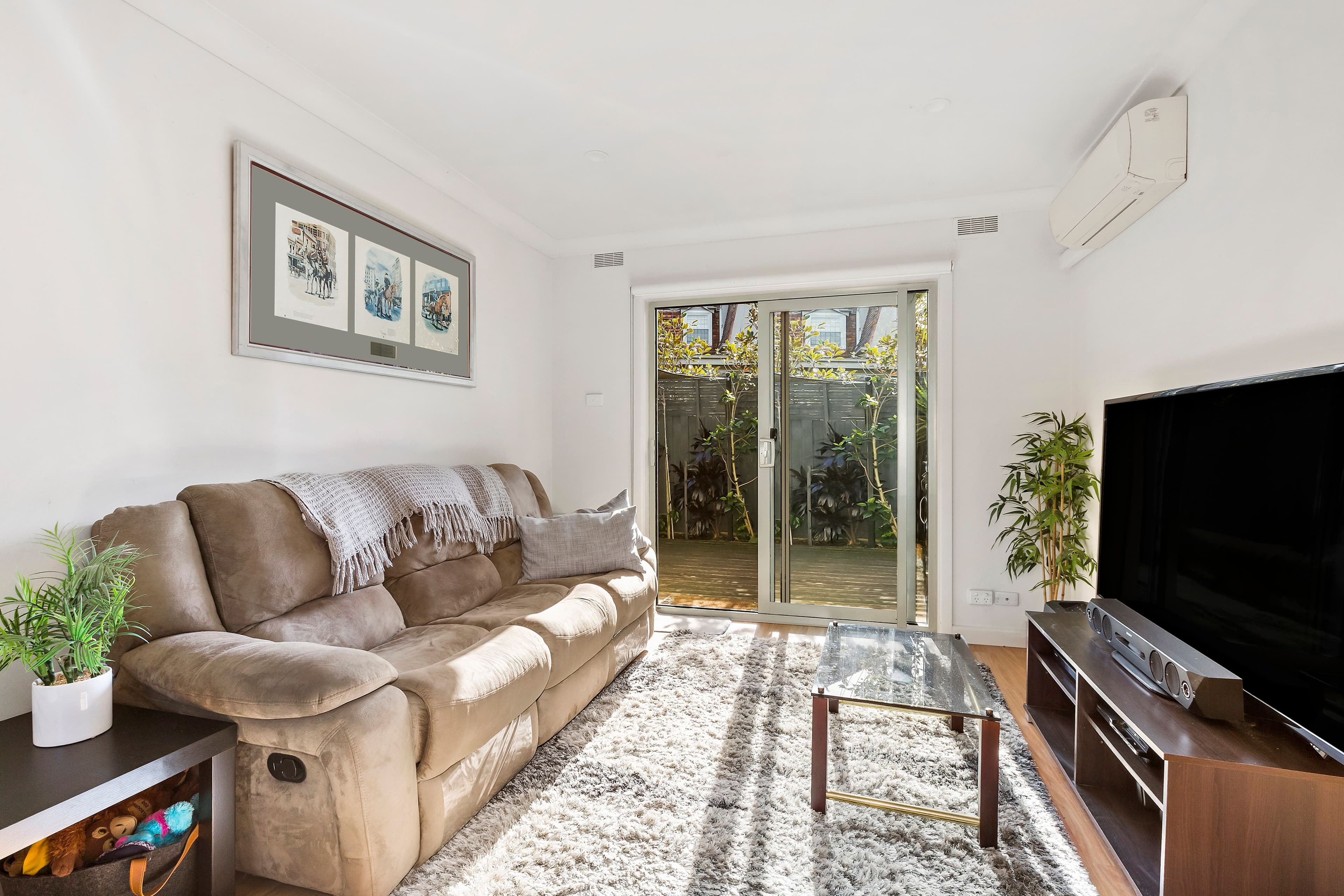 2 Meyer Road, Burwood VIC 3125, Burwood - Thumbnail 2