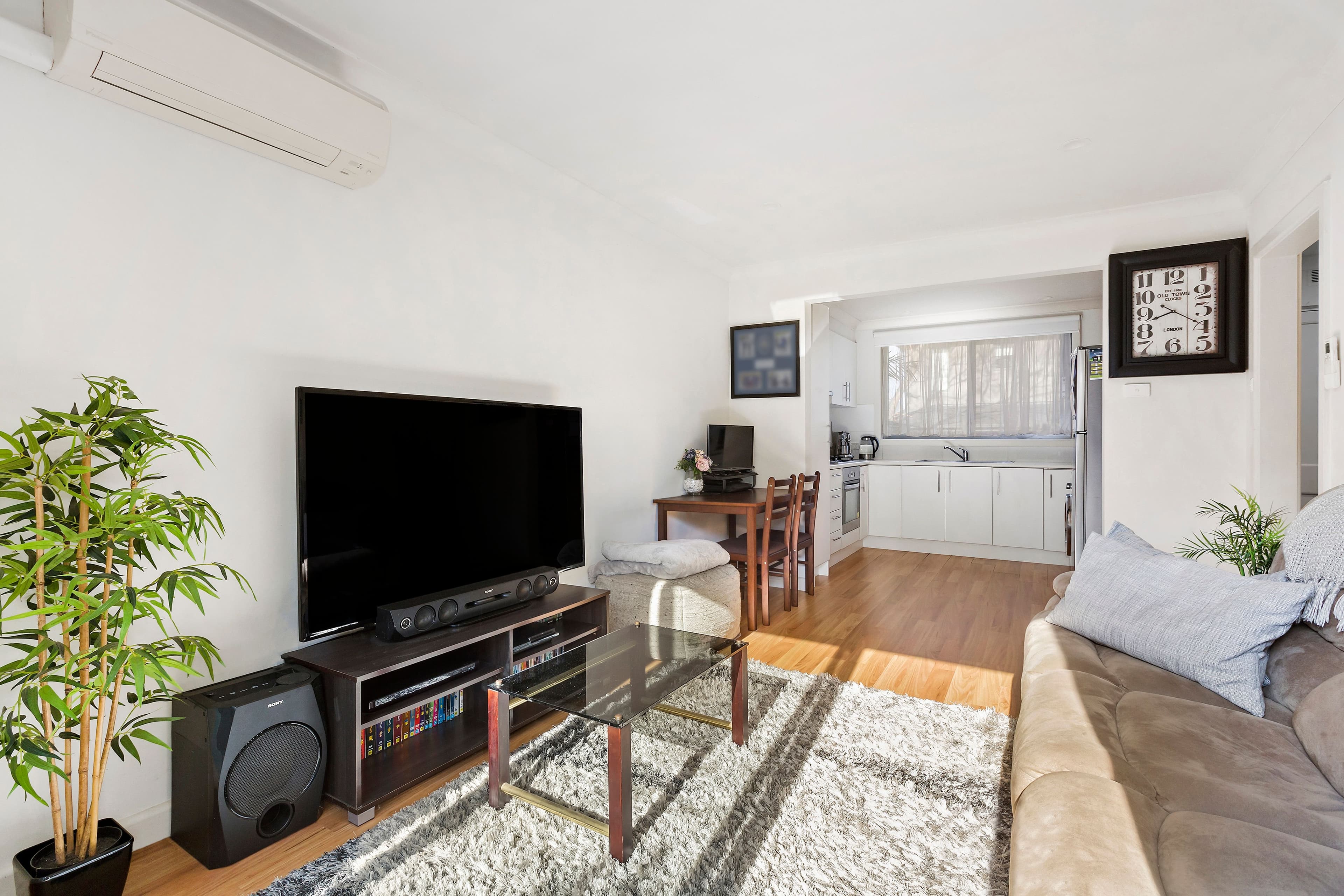 2 Meyer Road, Burwood VIC 3125, Burwood - Thumbnail 3