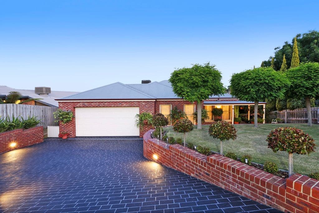 5 Boronia Court, Bellfield, Bellfield - Thumbnail 2
