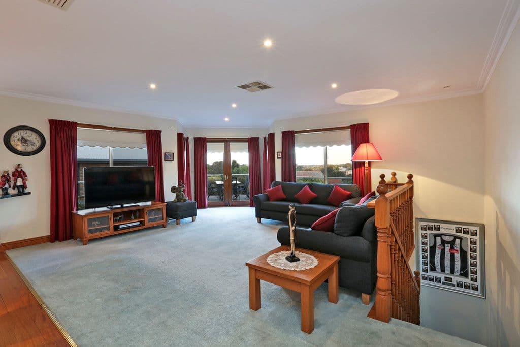 5 Boronia Court, Bellfield, Bellfield - Thumbnail 3
