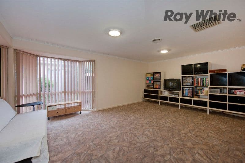 17 Gellibrand Close, SEABROOK VIC 3028, Seabrook - Thumbnail 3