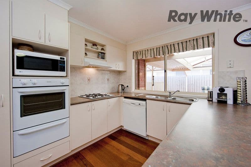 17 Gellibrand Close, SEABROOK VIC 3028, Seabrook - Thumbnail 5