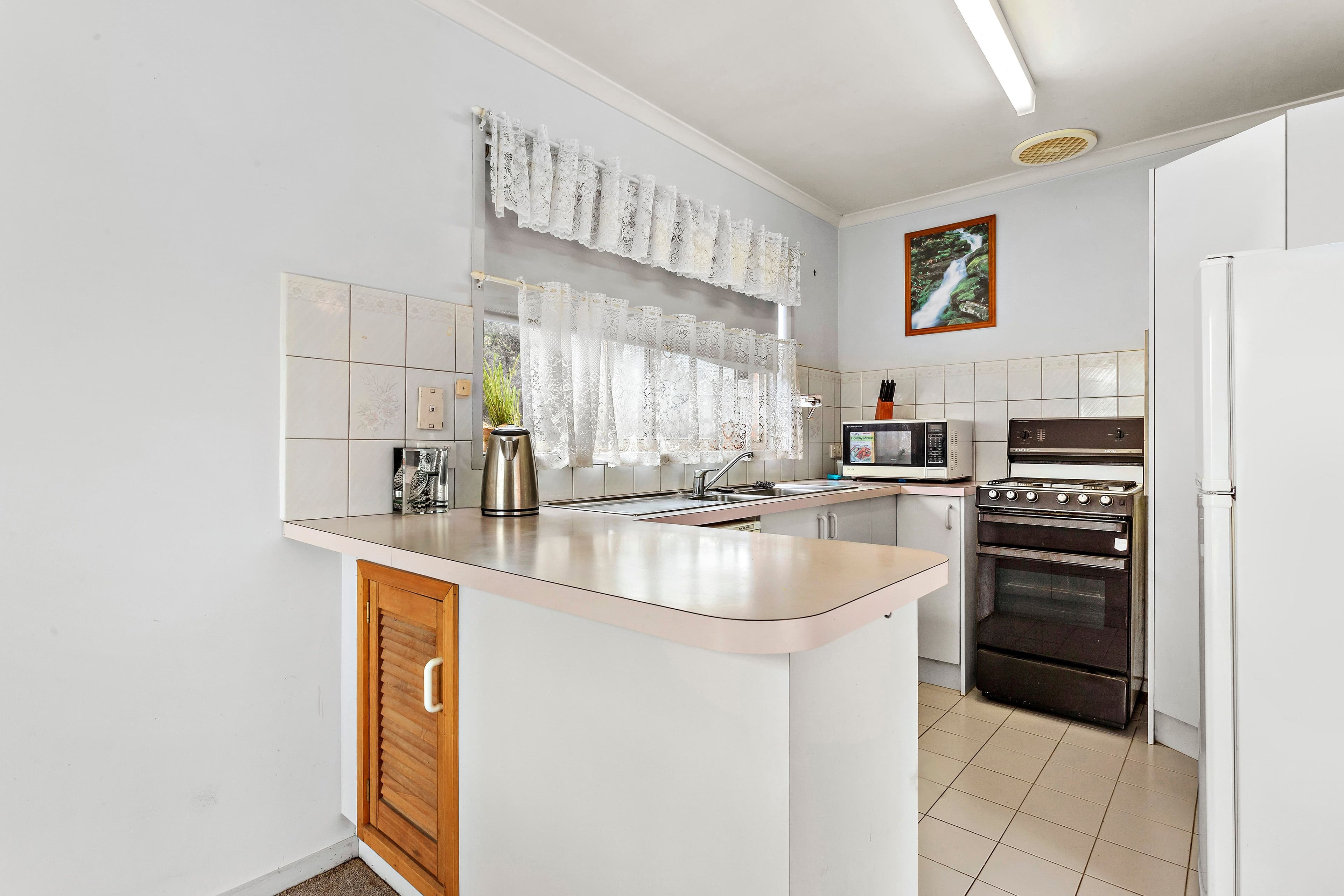 198 High Street, Broadford VIC 3658, Broadford - Thumbnail 2