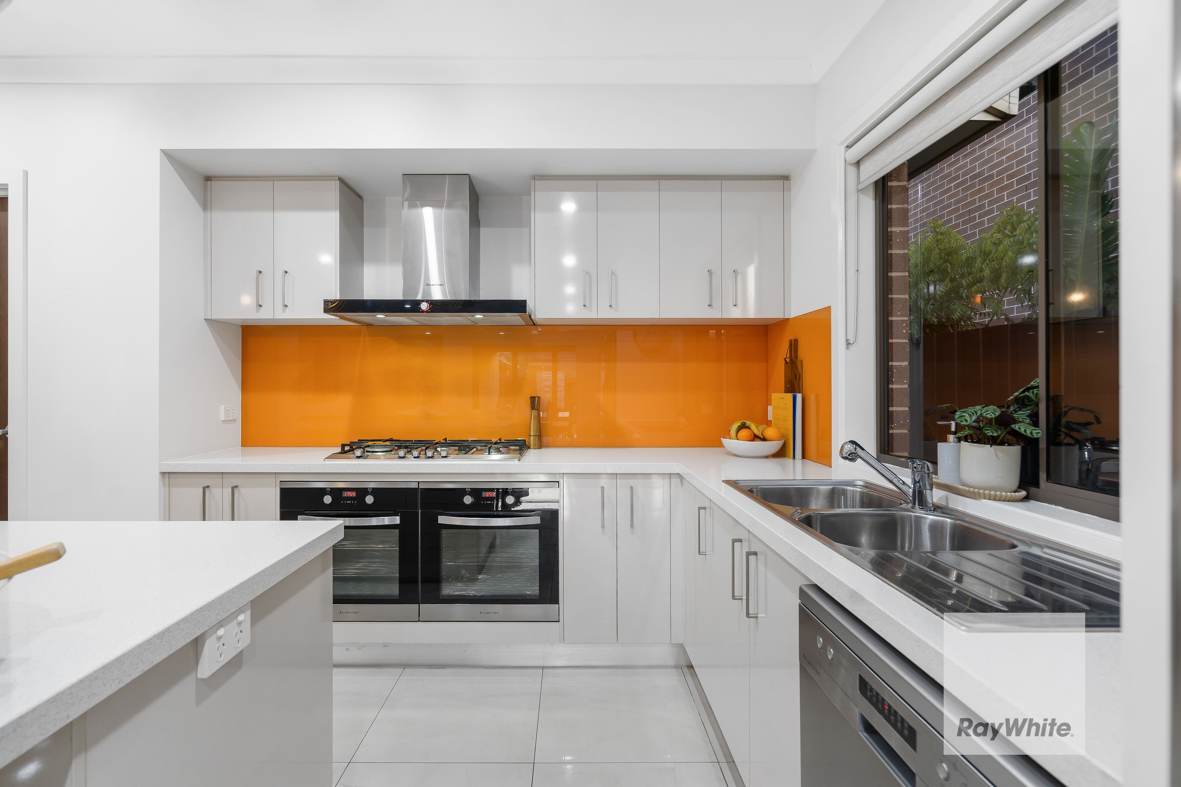 6 Goldstone Grove, AINTREE VIC 3336, Aintree - Thumbnail 4