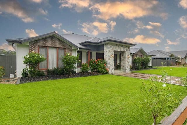 42 Ninth Avenue, JORDAN SPRINGS NSW 2747, Jordan Springs - Thumbnail 2