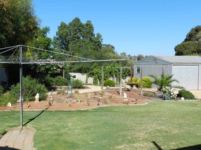 11 Garrard Street, BARMERA SA 5345, Barmera - Thumbnail 3