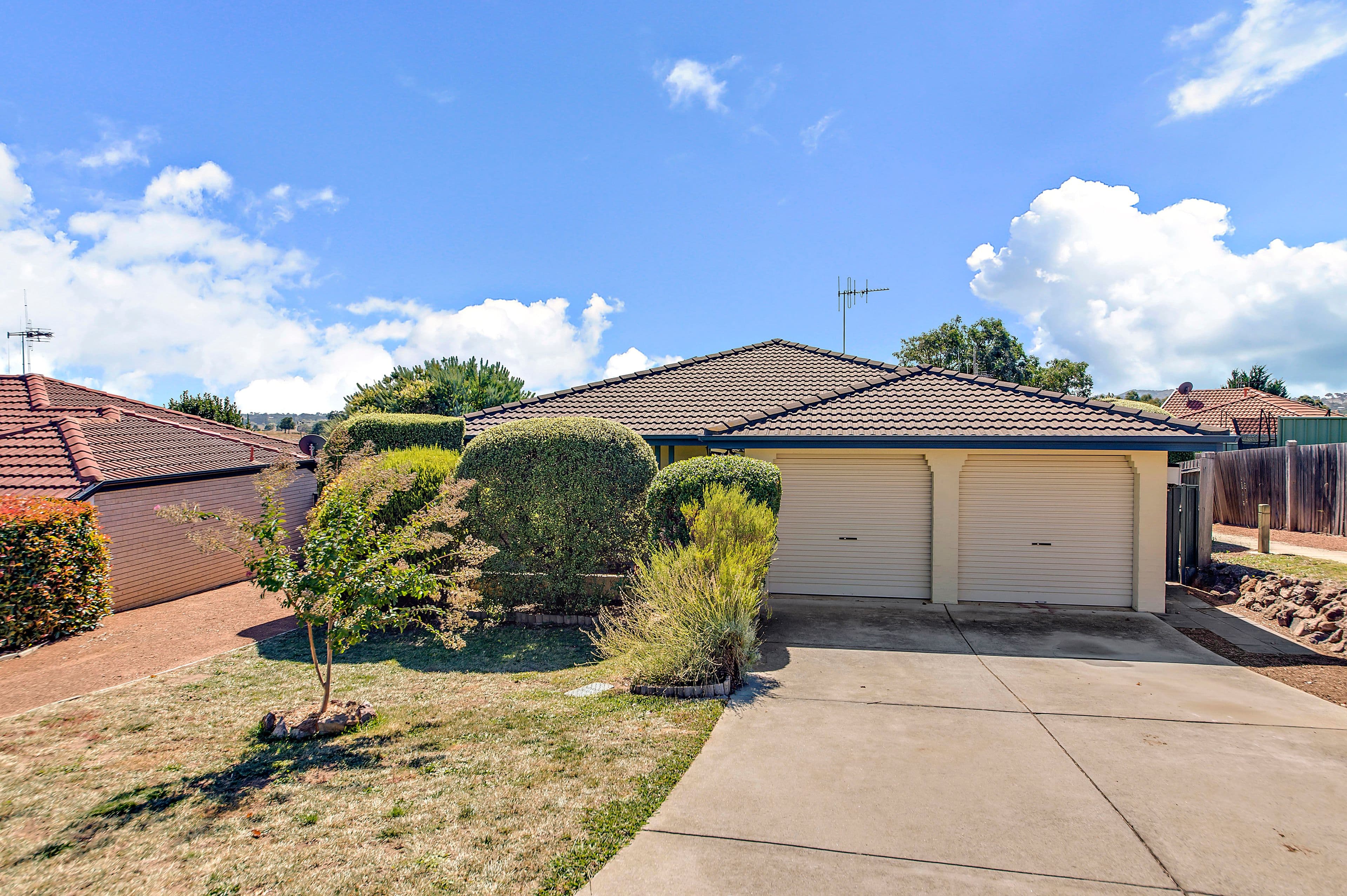 69 Hugh McKay Crescent, Dunlop ACT 2615, Dunlop - Image 1