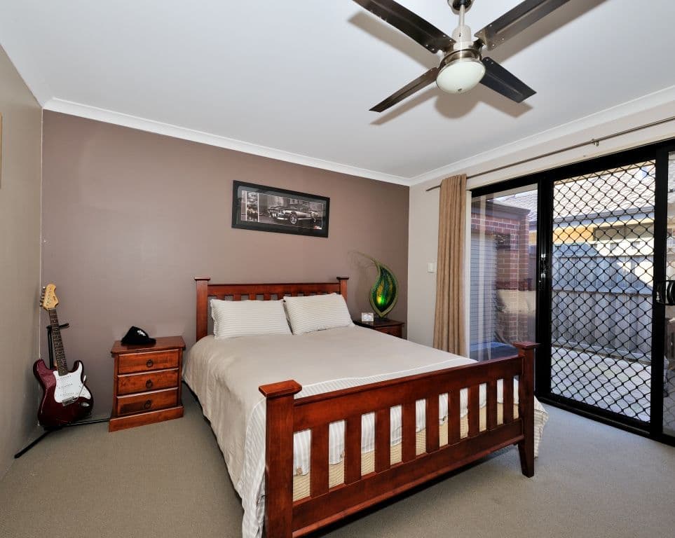 105 Granesse Drive, ELLENBROOK WA 6069, Ellenbrook - Thumbnail 6