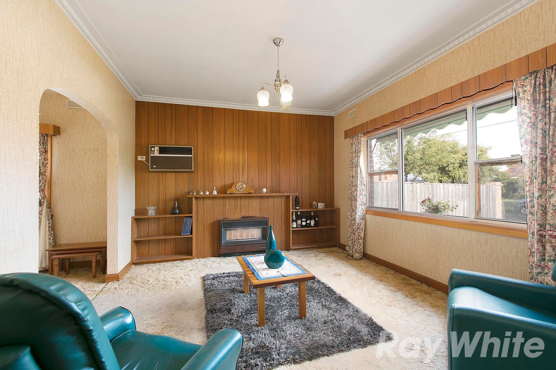 11 Strathearn Avenue, Murrumbeena VIC 3163, Murrumbeena - Thumbnail 2