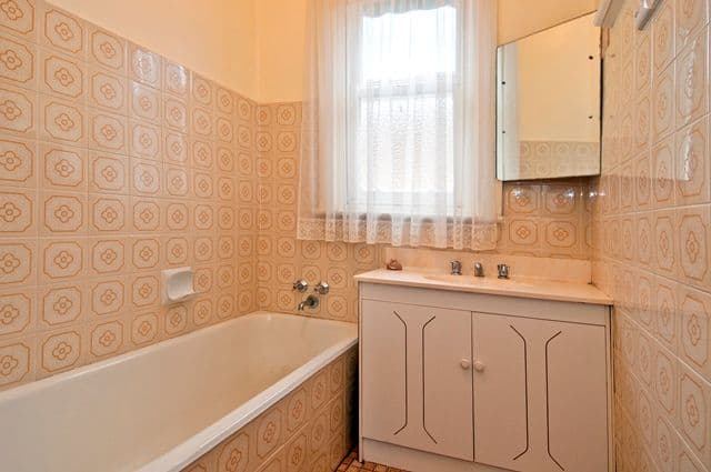 126 North Road, RESERVOIR VIC 3073, Reservoir - Thumbnail 6