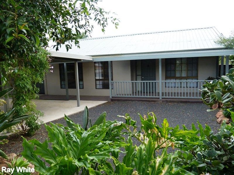 16 Holloway Street, Forbes NSW 2871, Forbes - Image 1
