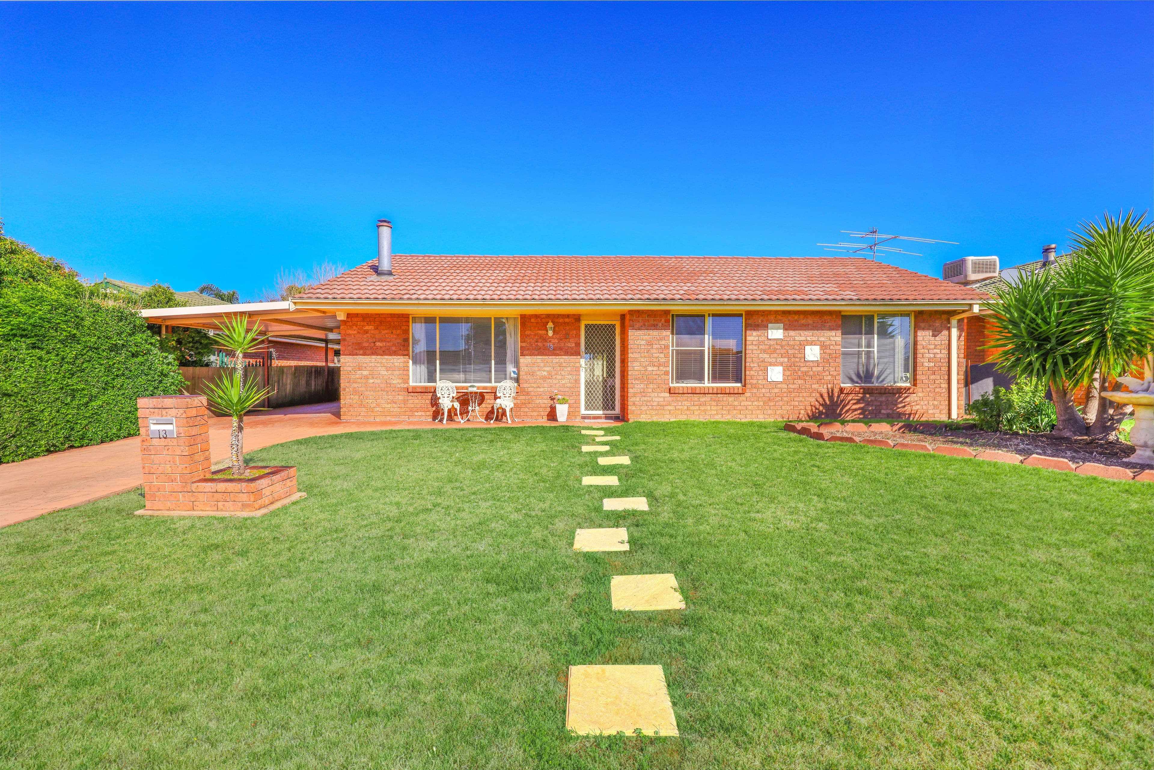 13 Gosse Court, Tamworth NSW 2340, Tamworth - Image 1