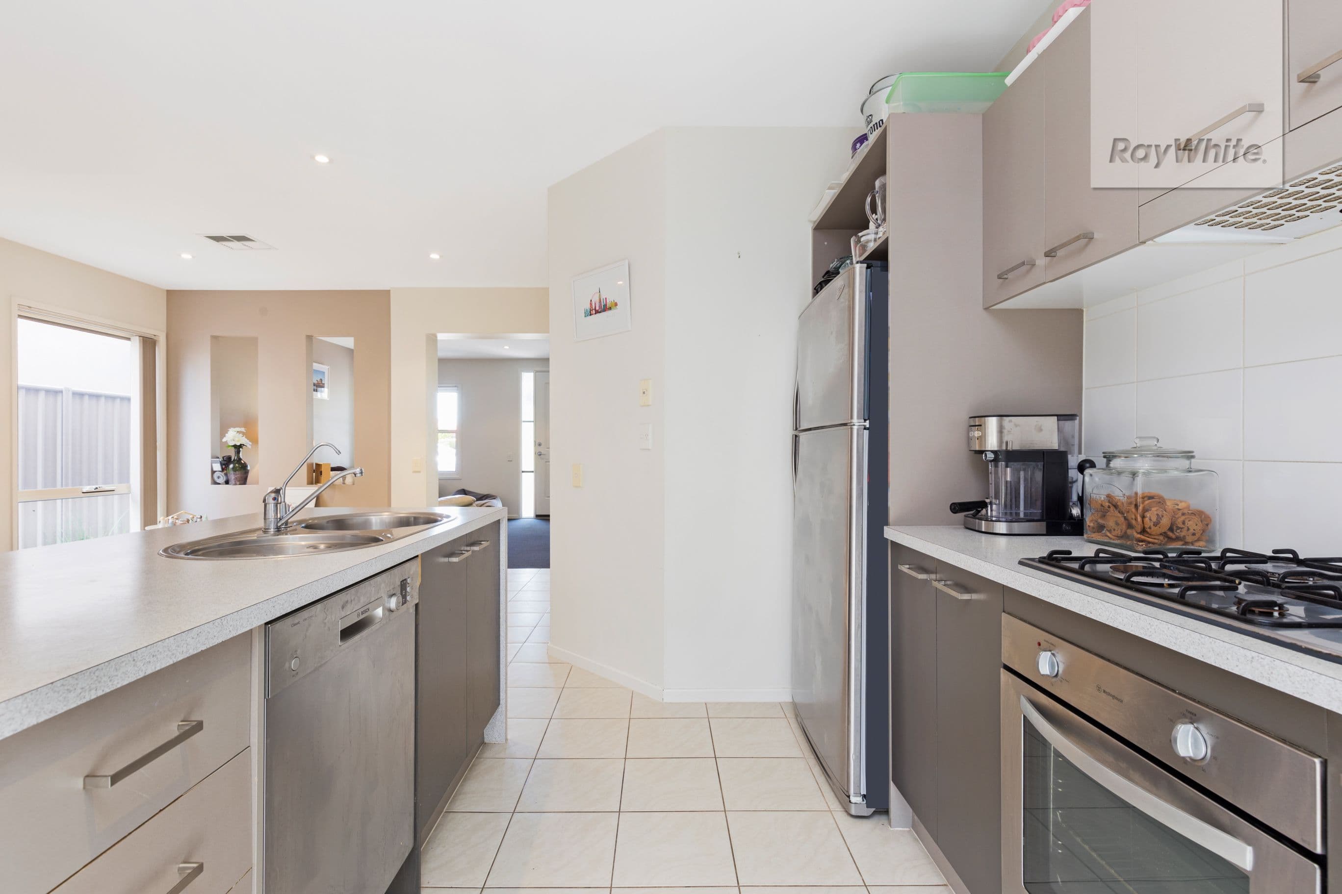 43 Swanbourne Drive, Northgate SA 5085, Northgate - Thumbnail 2