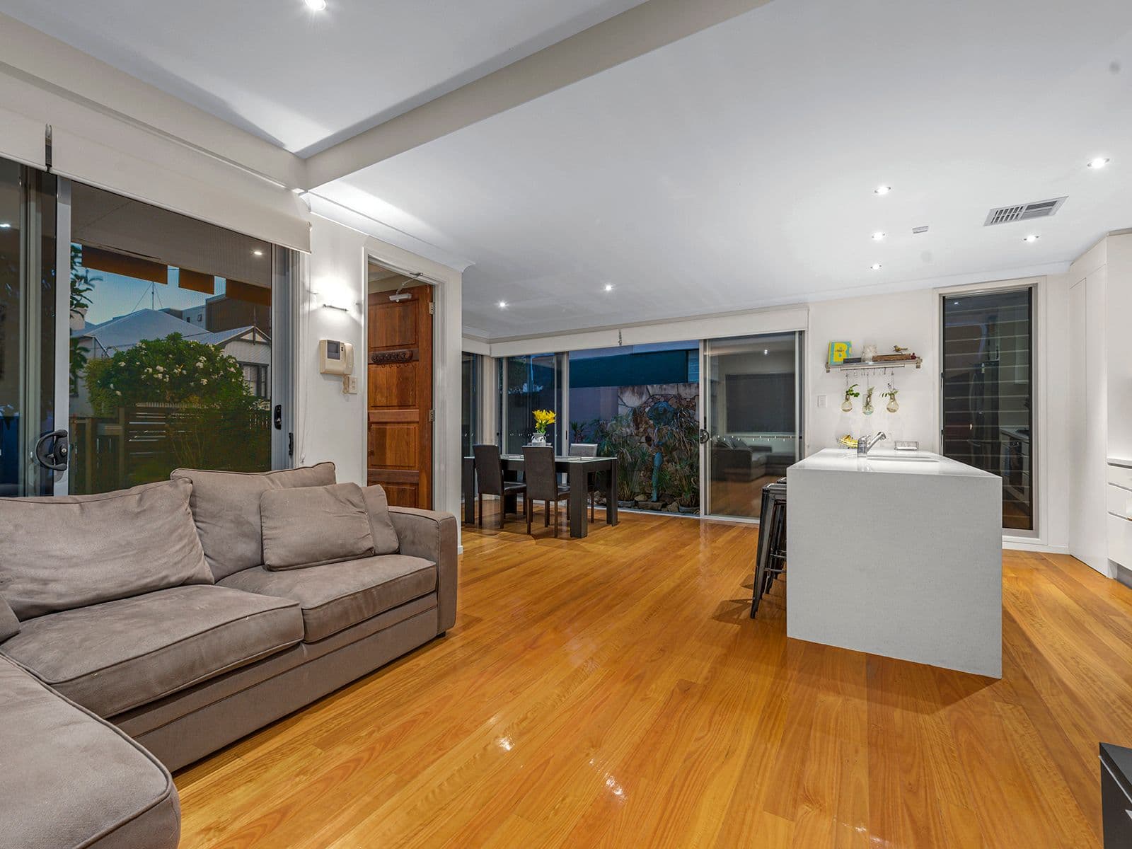 28 Annie Street, New Farm QLD 4005, New Farm - Thumbnail 2
