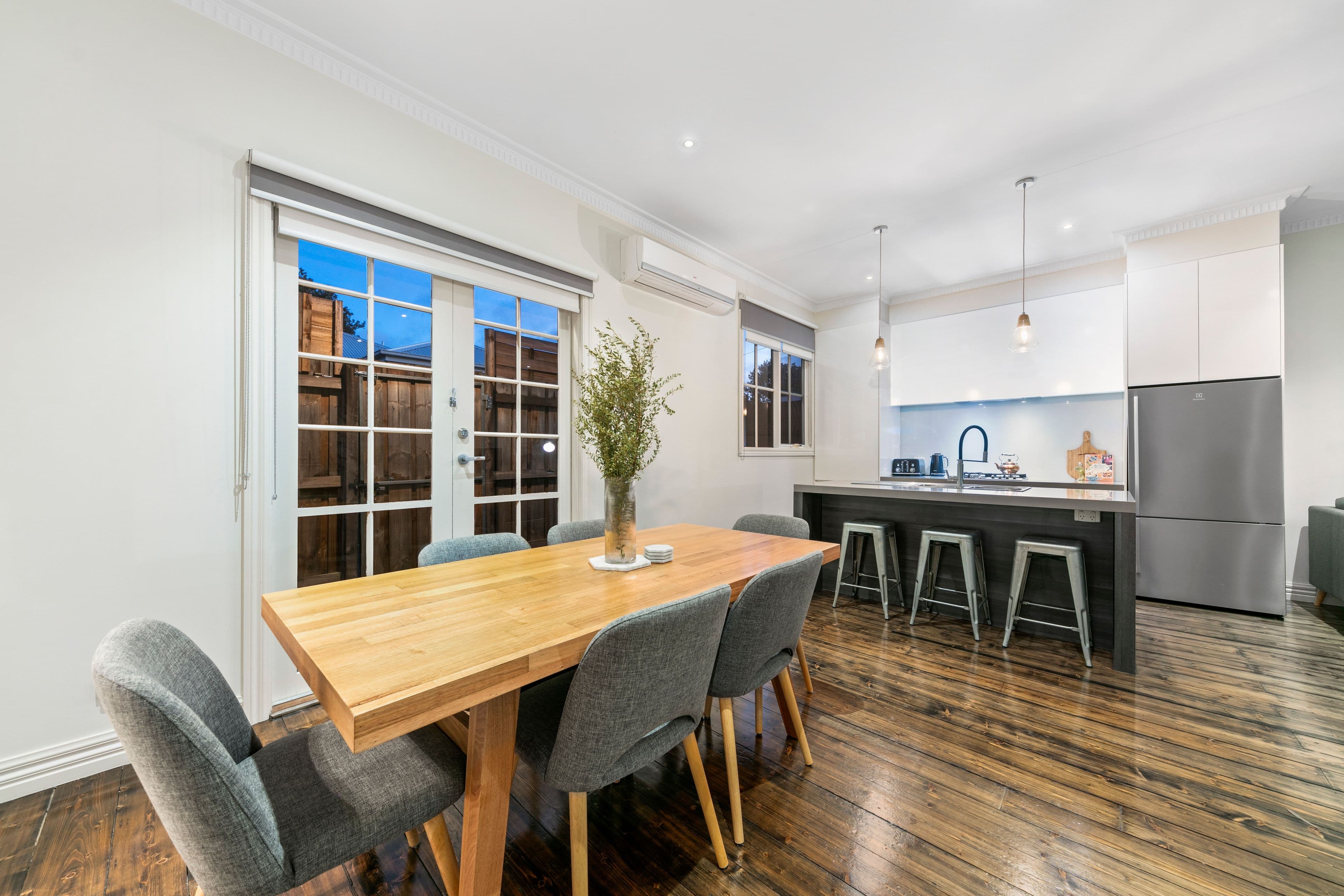 15 Cuthbert Road, Reservoir VIC 3073, Reservoir - Thumbnail 4