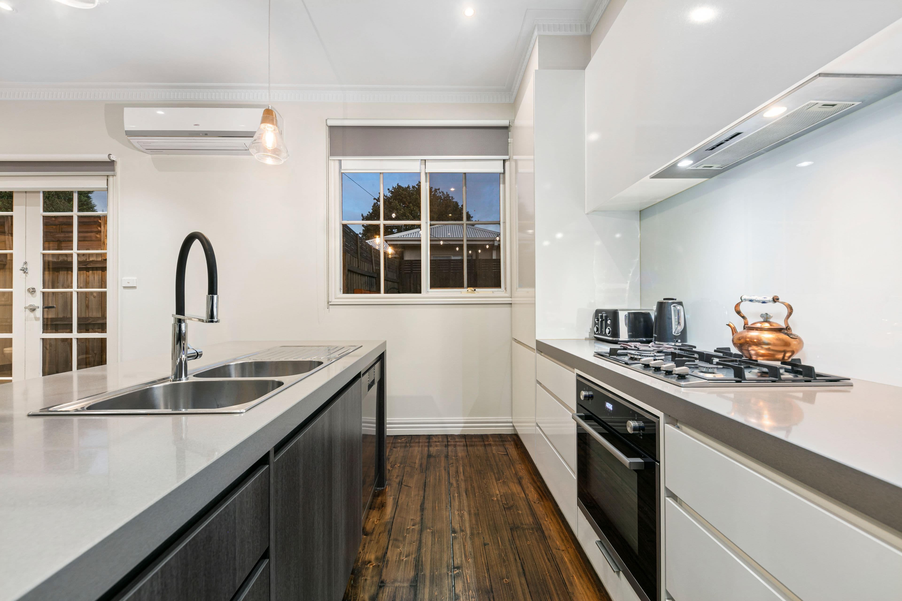 15 Cuthbert Road, Reservoir VIC 3073, Reservoir - Thumbnail 6