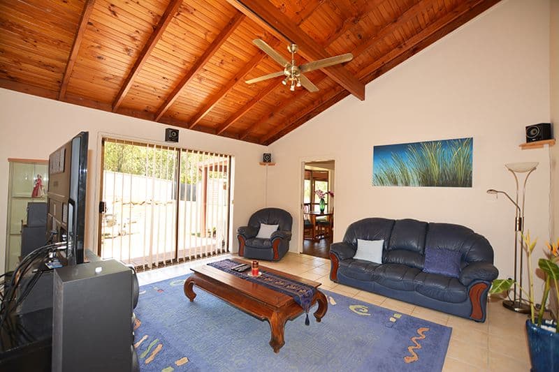 8 High Ridge Road, Gaven QLD 4211, Gaven - Thumbnail 4