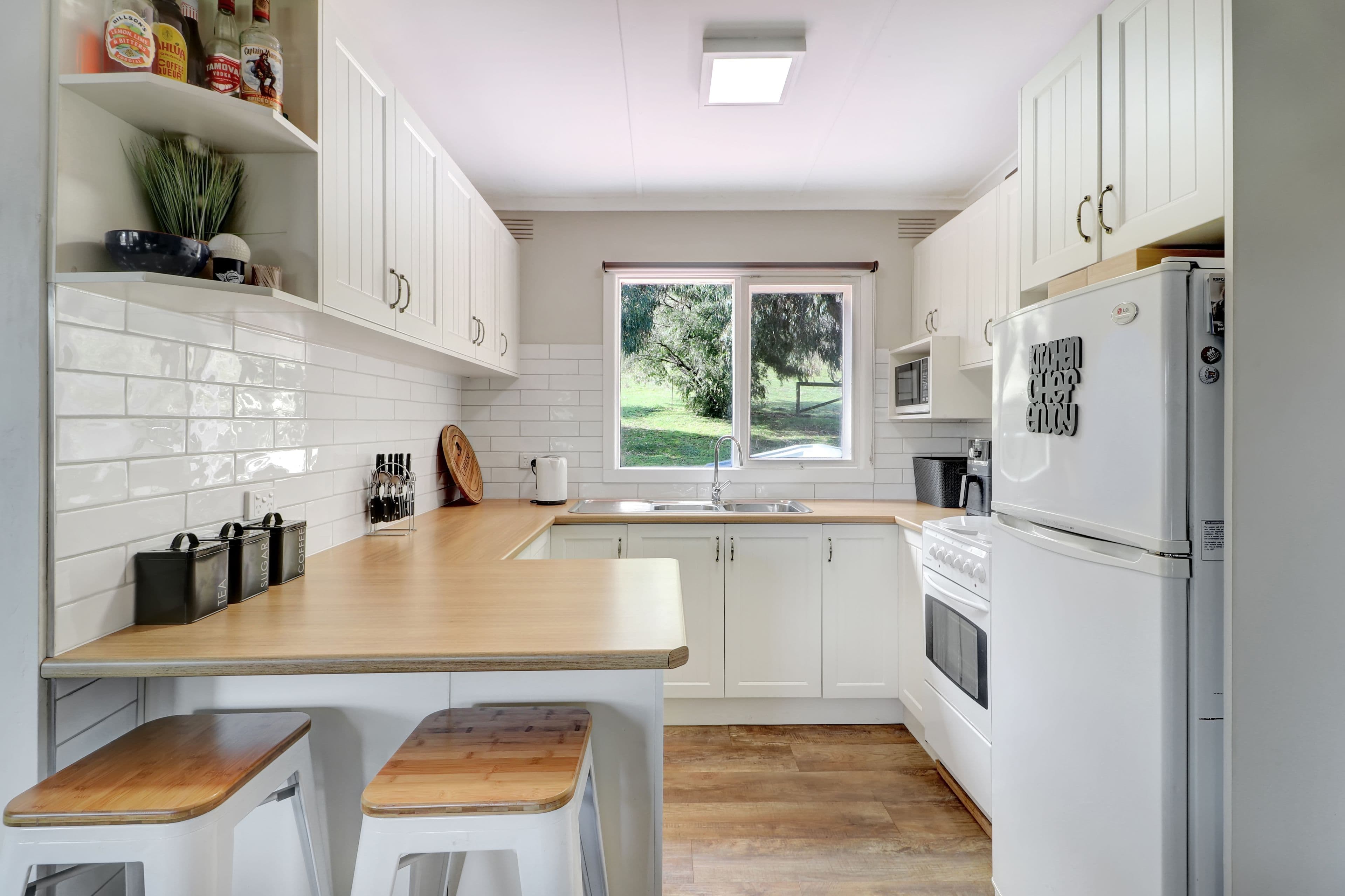 73 James Street, Bonnie Doon VIC 3720, Bonnie Doon - Thumbnail 2