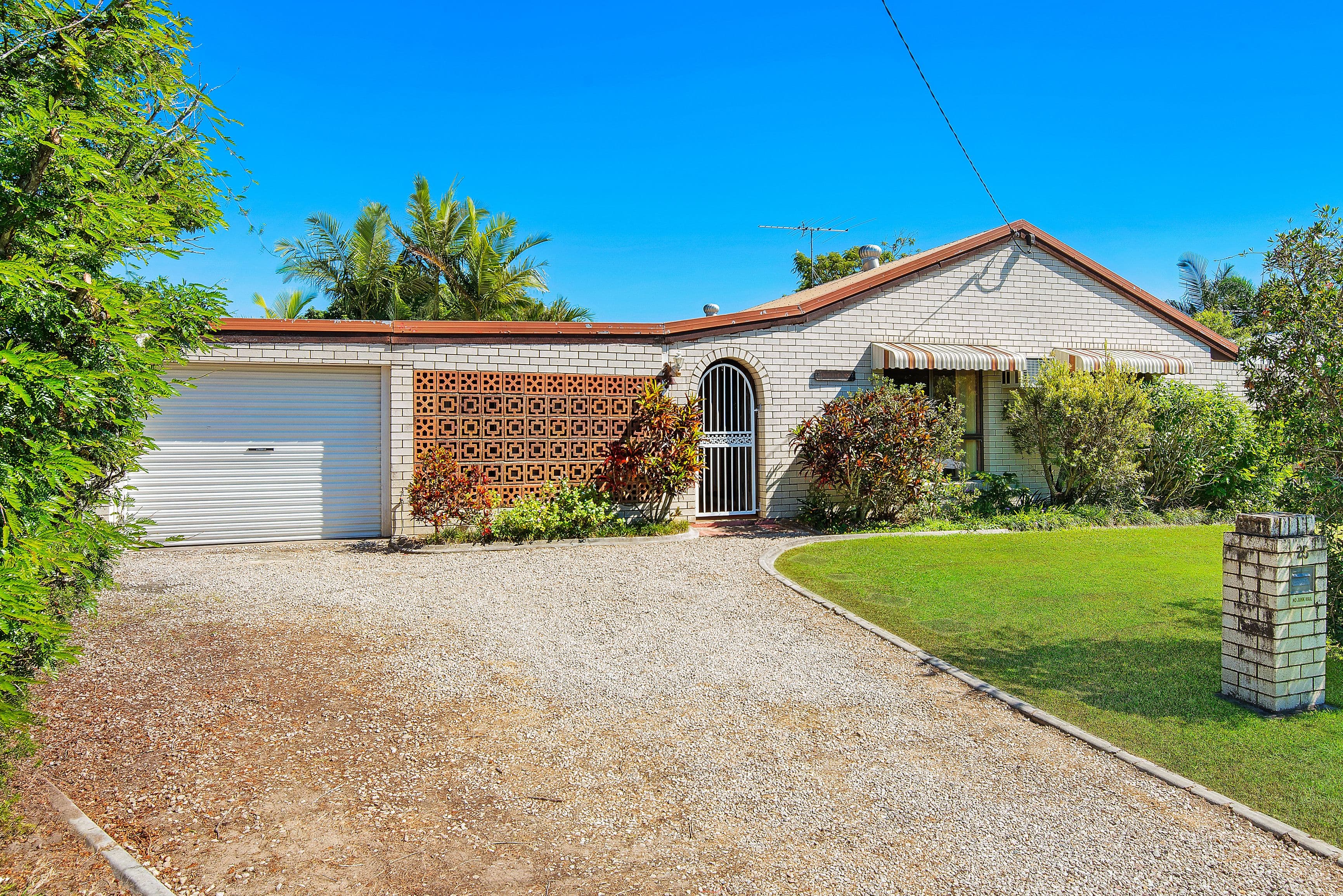 25 Bisschop Street, Deception Bay QLD 4508, Deception Bay - Image 1