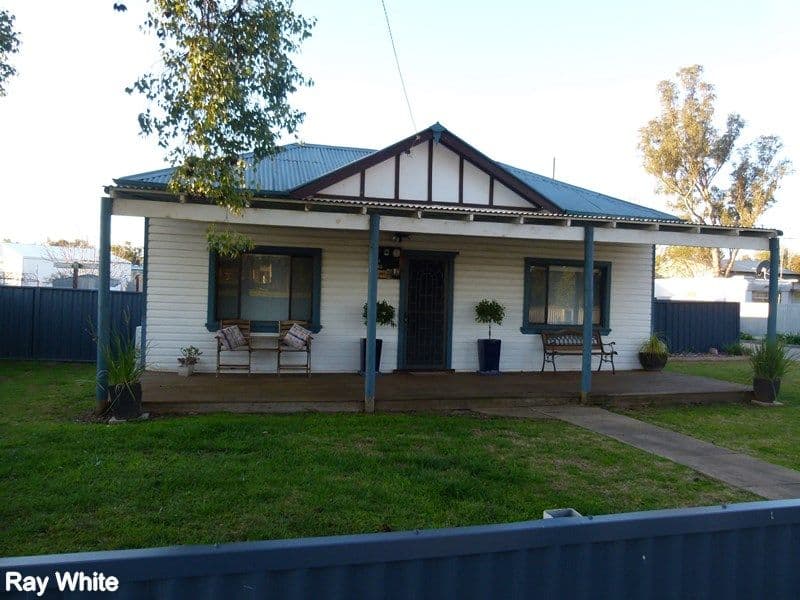 15 Forrester Street, FORBES NSW 2871, Forbes - Thumbnail 2