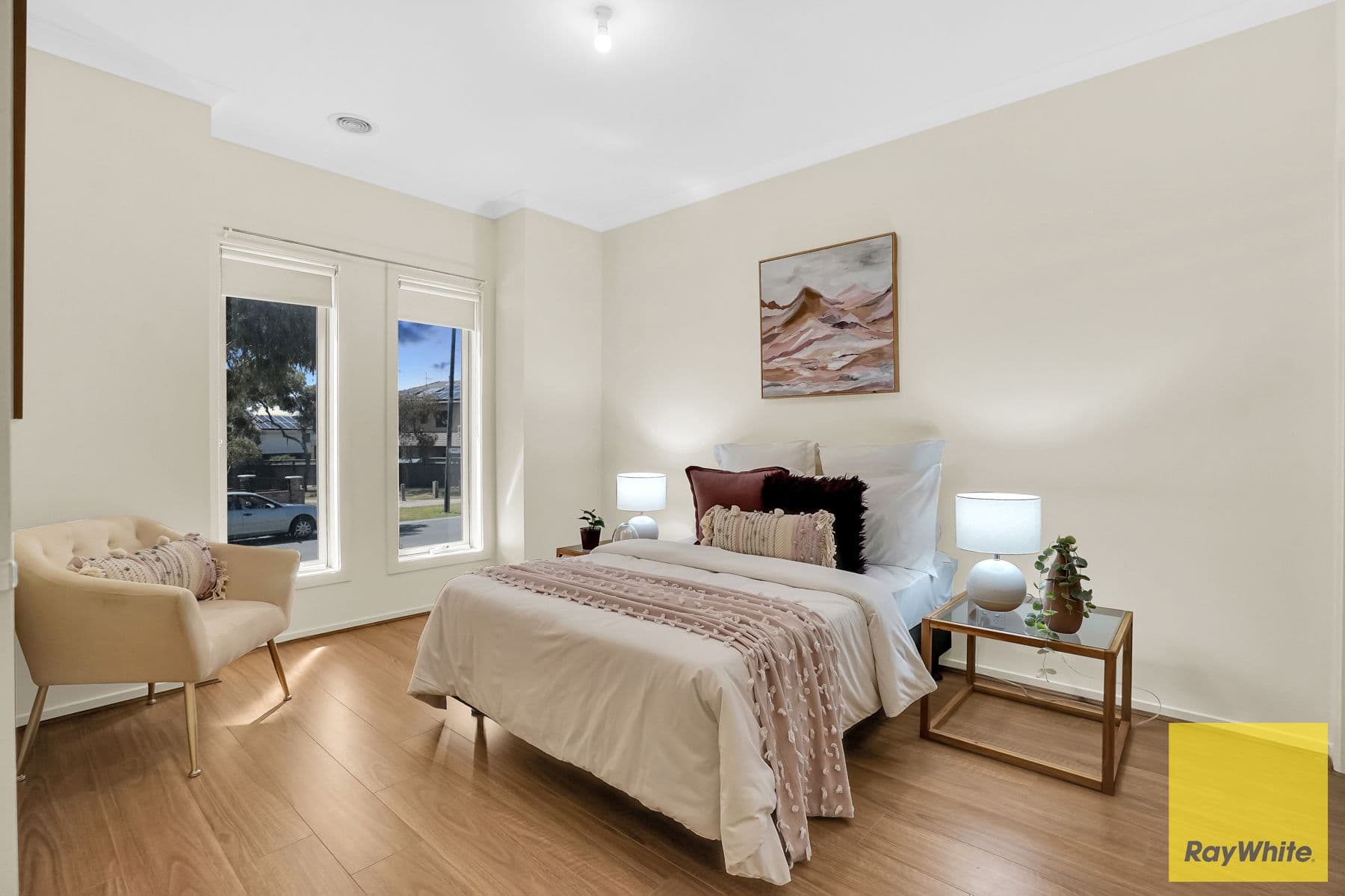 71 Rose Grange Boulevard, Tarneit VIC 3029, Tarneit - Thumbnail 3