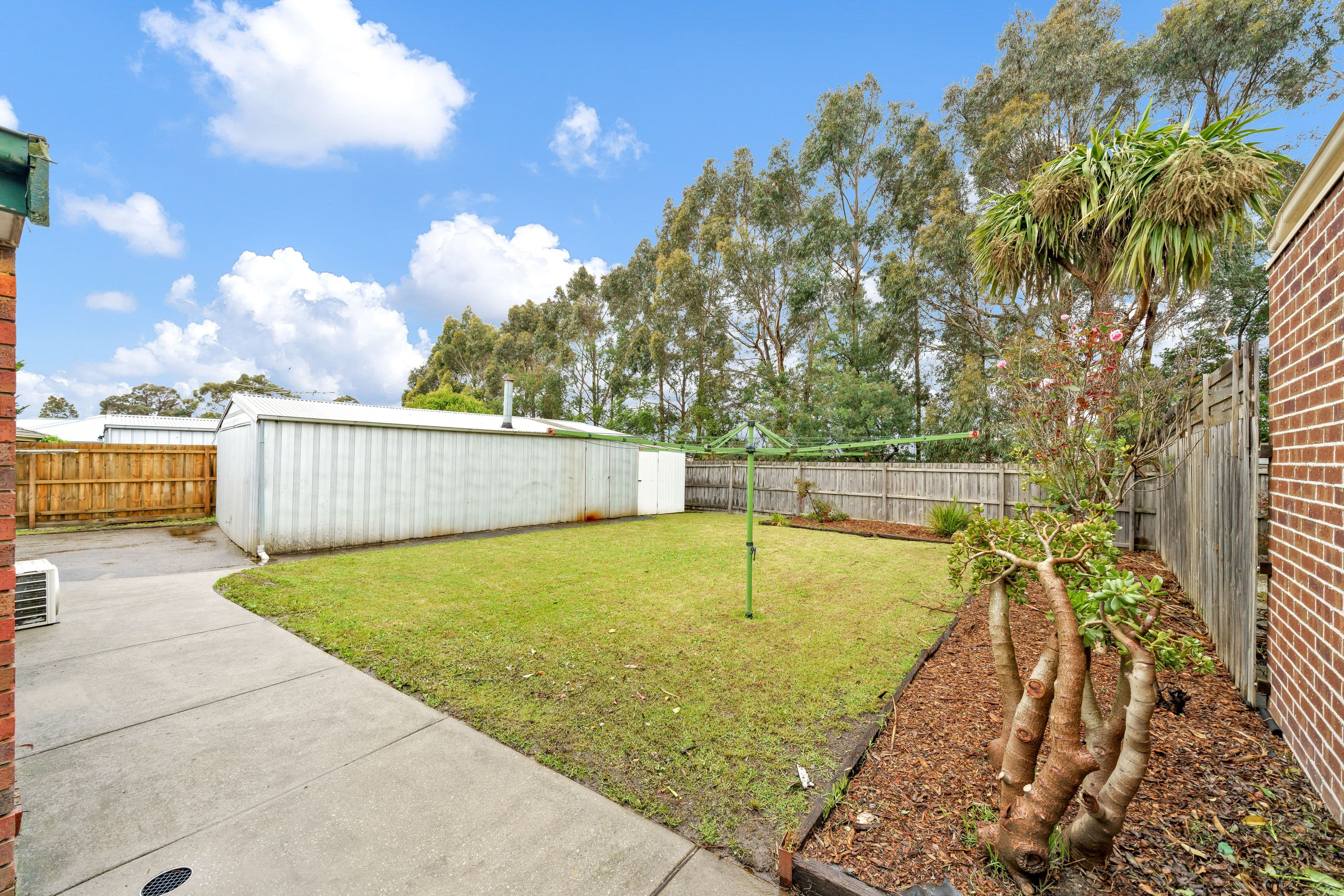 25 Cameron Way, Pakenham VIC 3810, Pakenham - Thumbnail 3