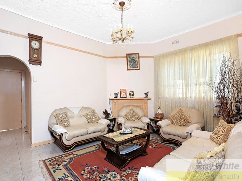 33 Albion Street, HARRIS PARK NSW 2150, Harris Park - Thumbnail 2