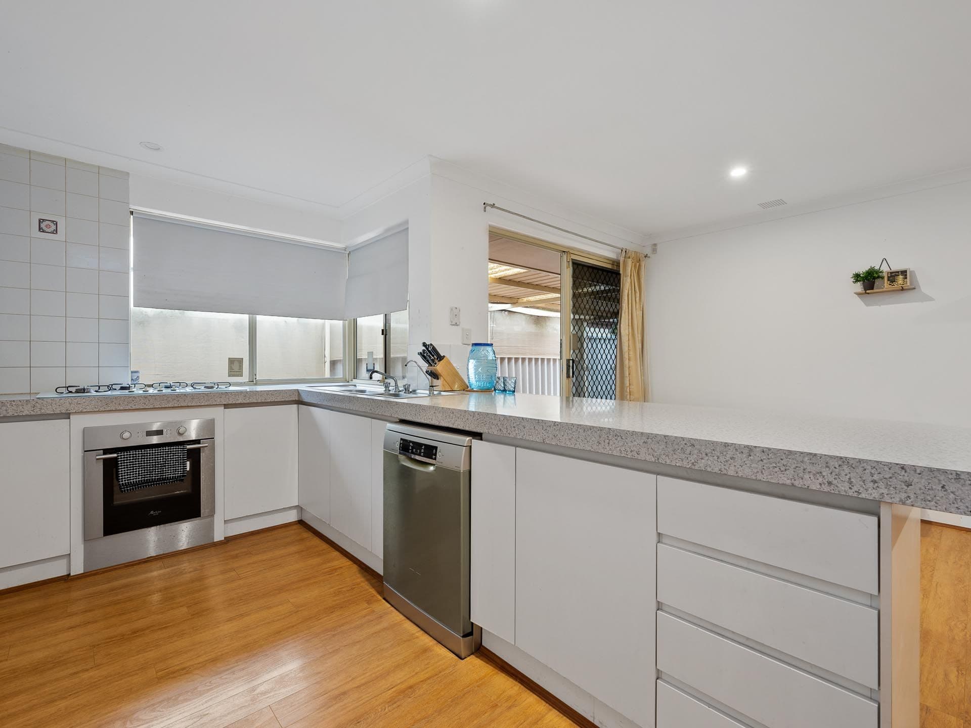 33 Parkview Parade, Redcliffe WA 6104, Redcliffe - Image 1