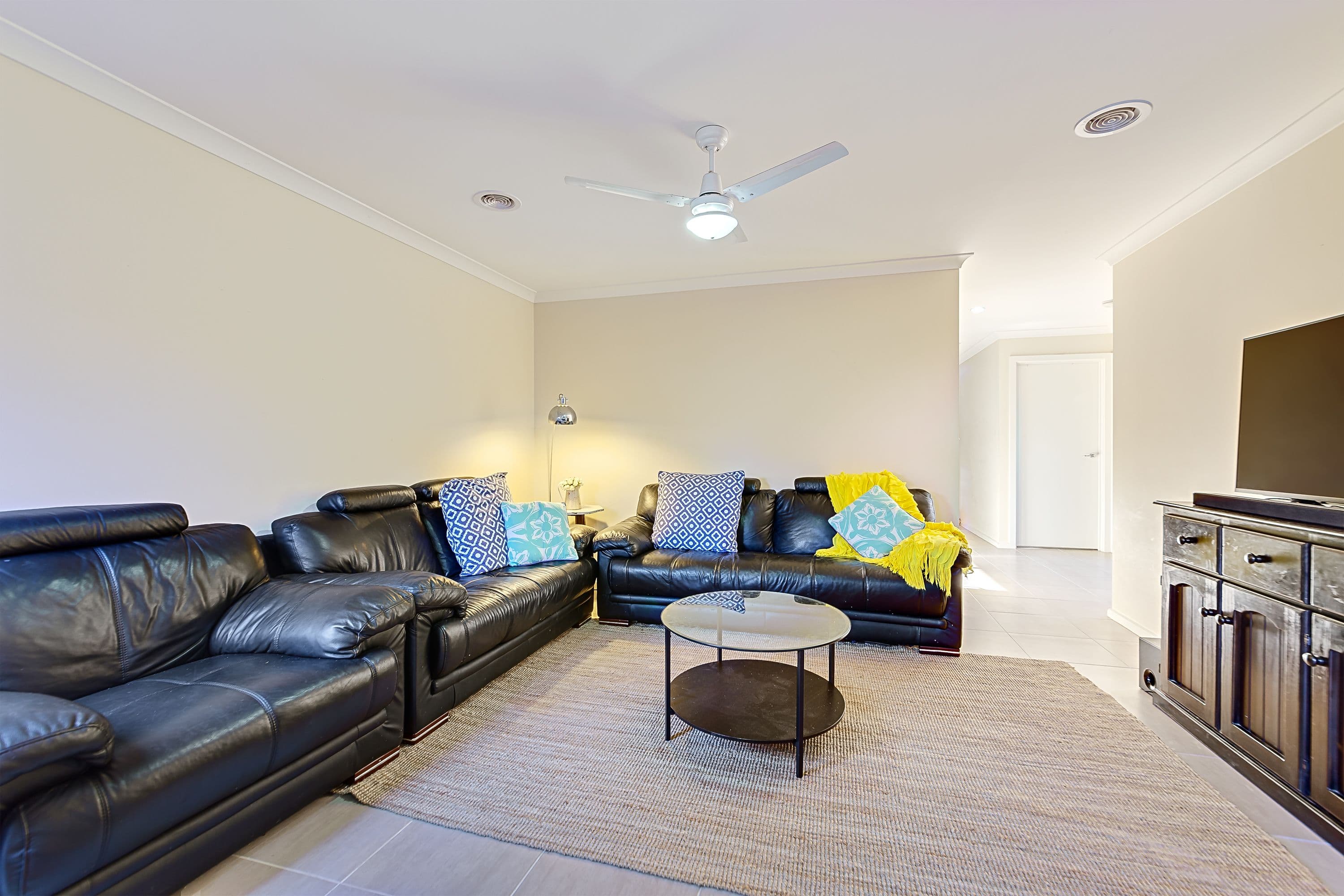12 Gentle Walk, Doreen VIC 3754, Doreen - Thumbnail 4
