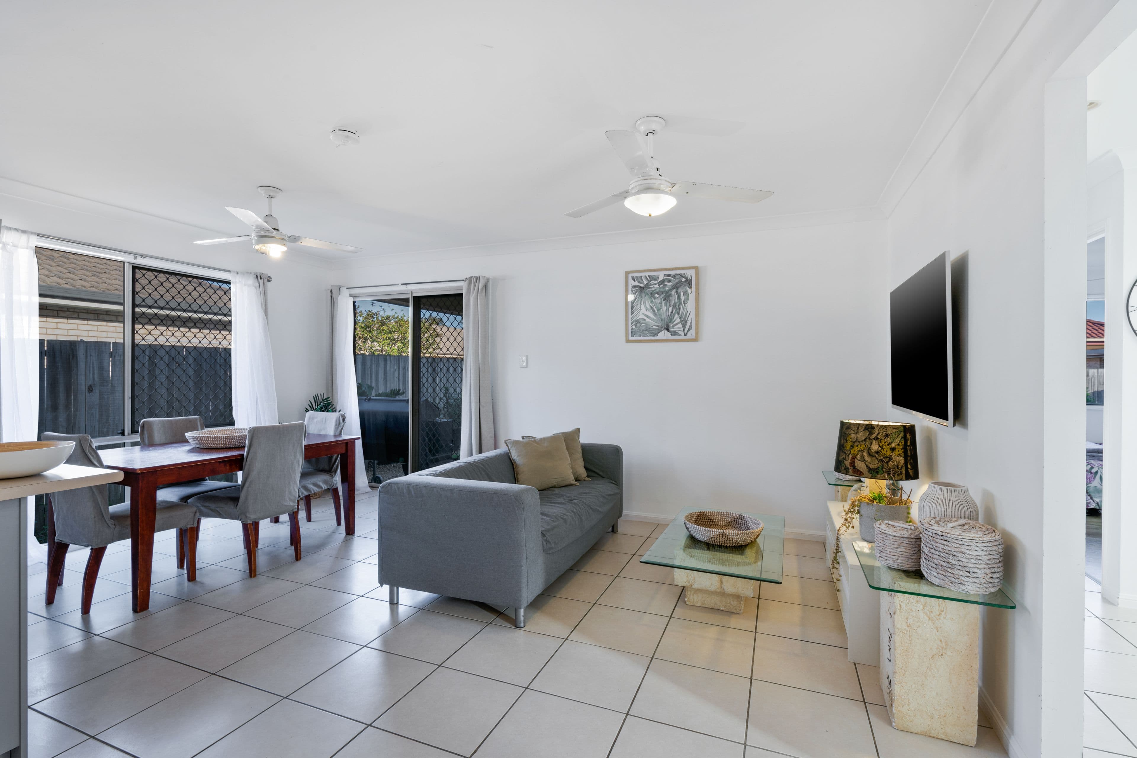 37 Lake Borumba Street, Logan Reserve QLD 4133, Logan Reserve - Thumbnail 3